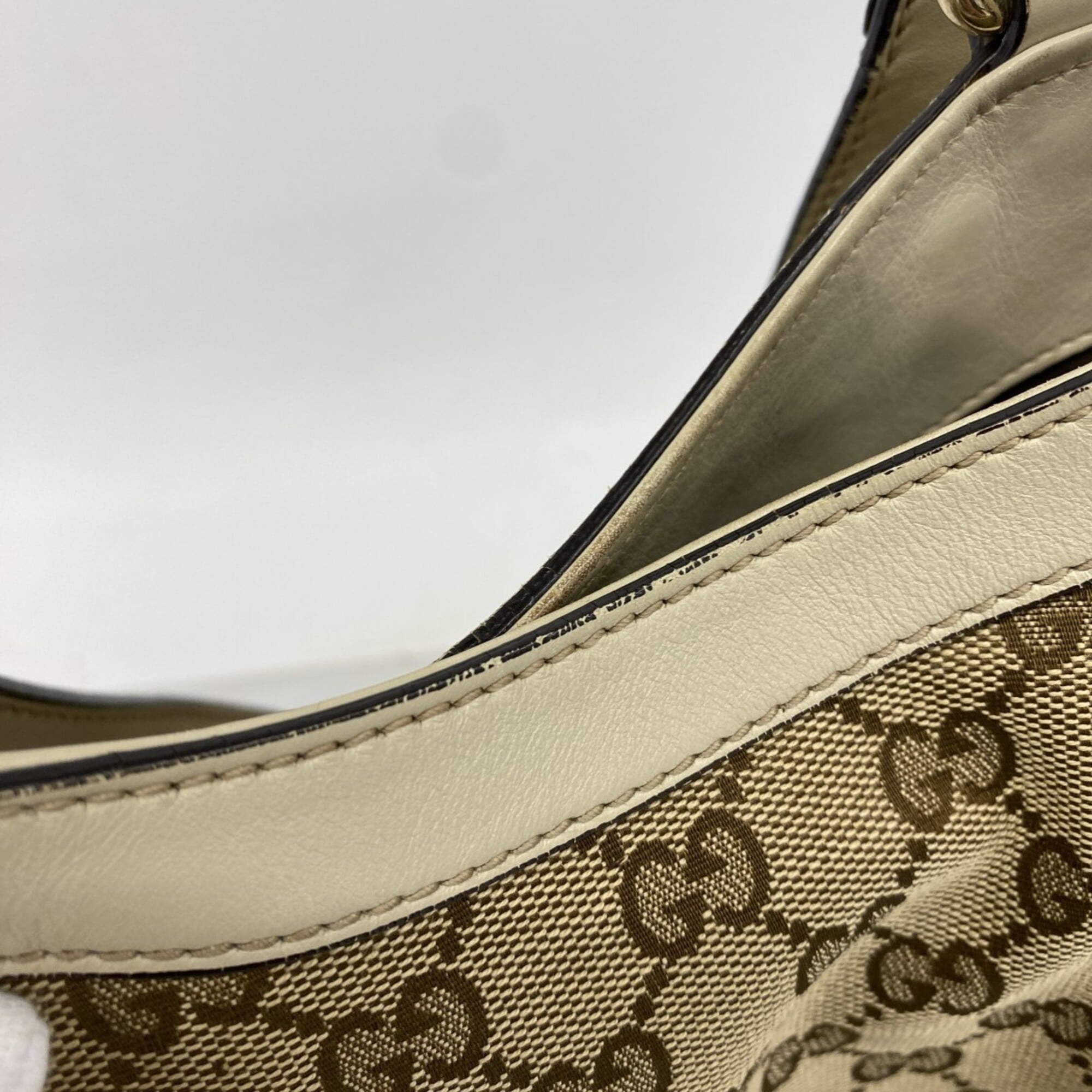 Gucci Beige Canvas Tote Bag (Pre-Owned)