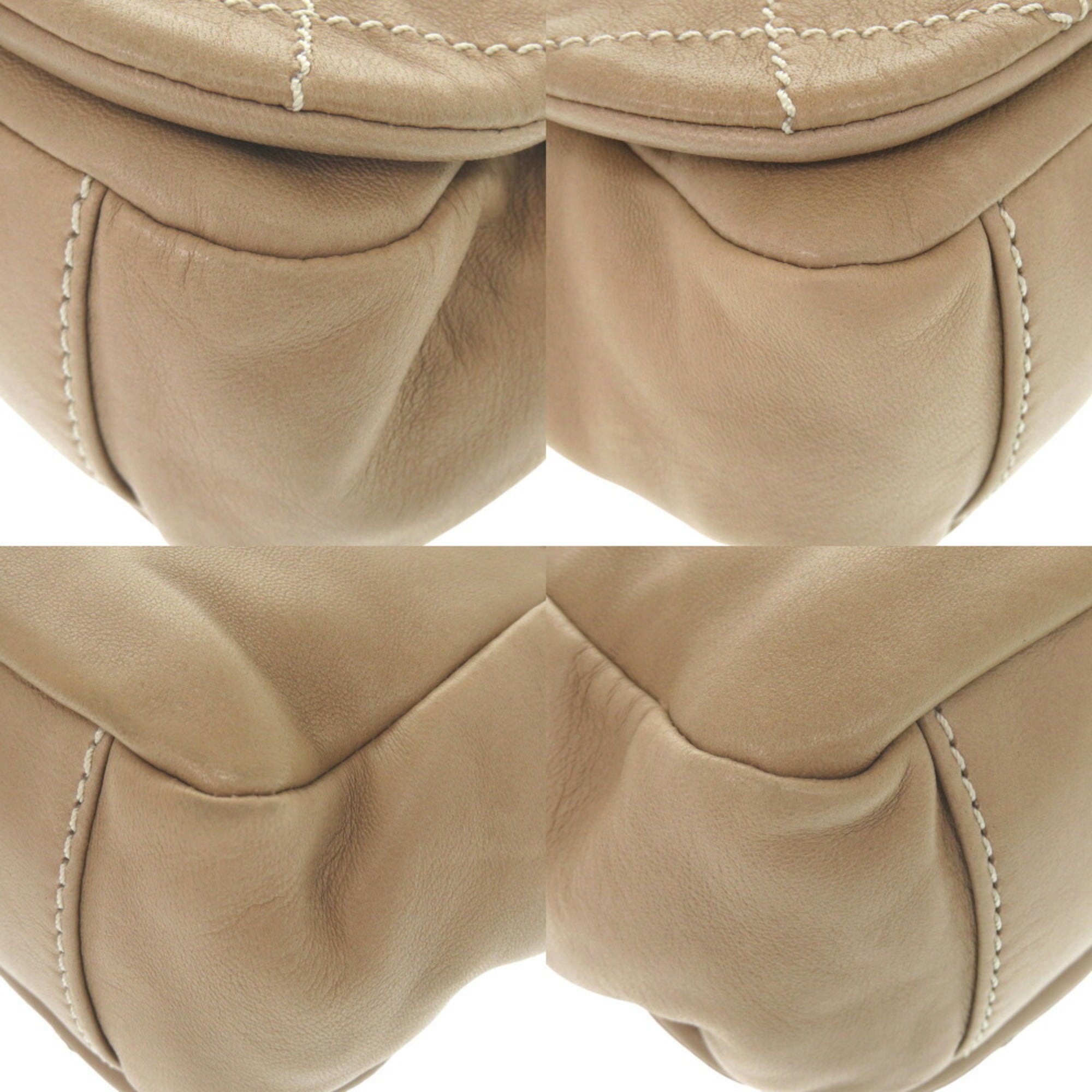 Chanel Beige Leather Shoulder Bag (Pre-Owned)