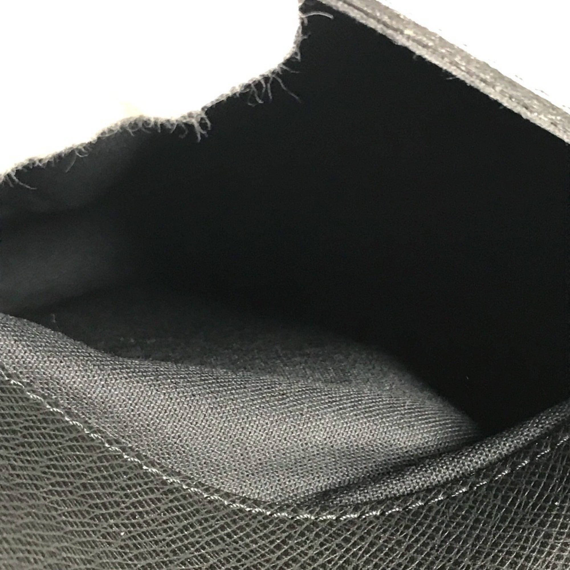 Louis Vuitton Ardoise Black Taiga Leather Leather Messenger Bag Shoulder Bag (Pre-Owned)