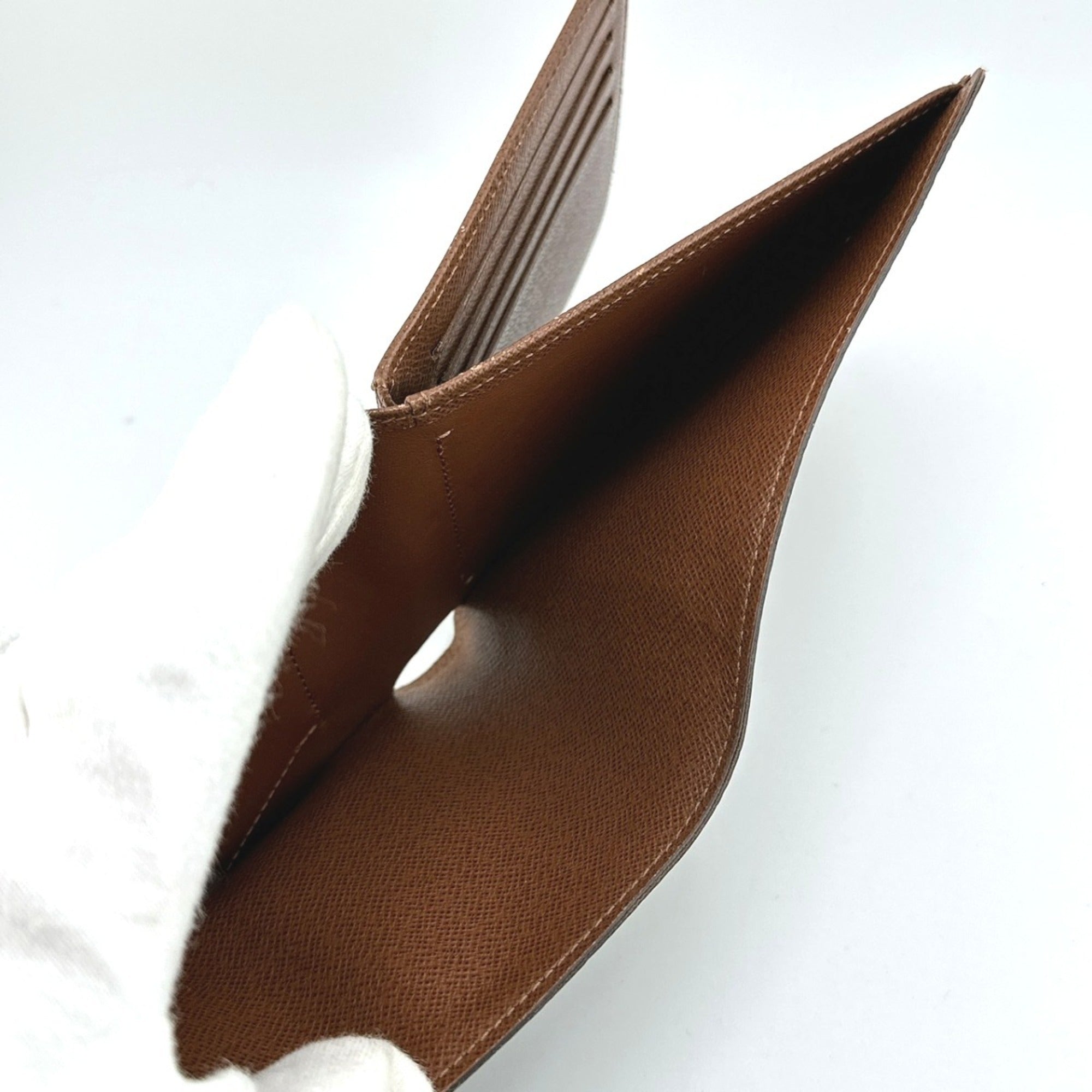 Louis Vuitton Monogram Brown Monogram Wallet (Bi-Fold) (Pre-Owned)