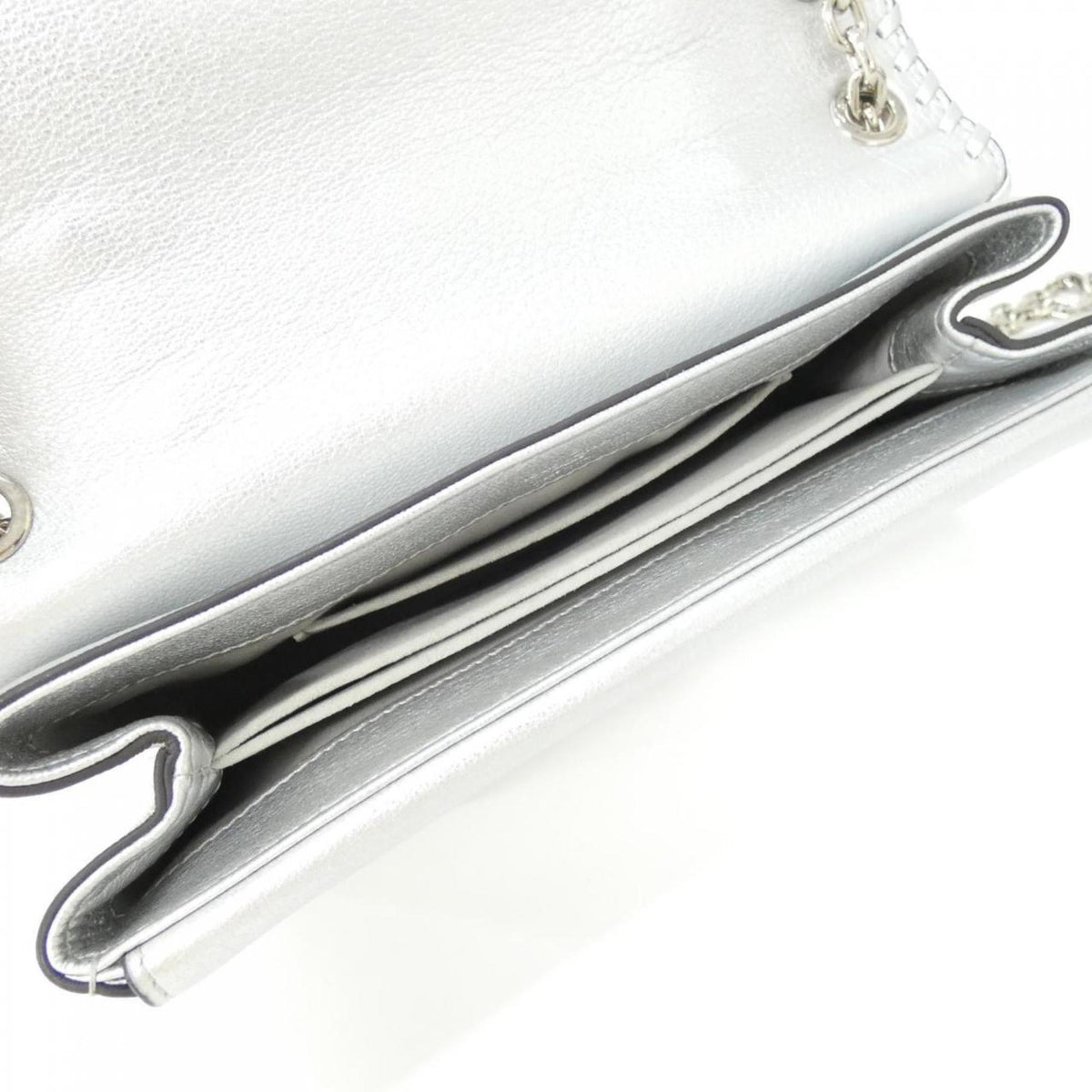 Louis Vuitton Silver Leather Handbag Shoulder Bag (Pre-Owned)