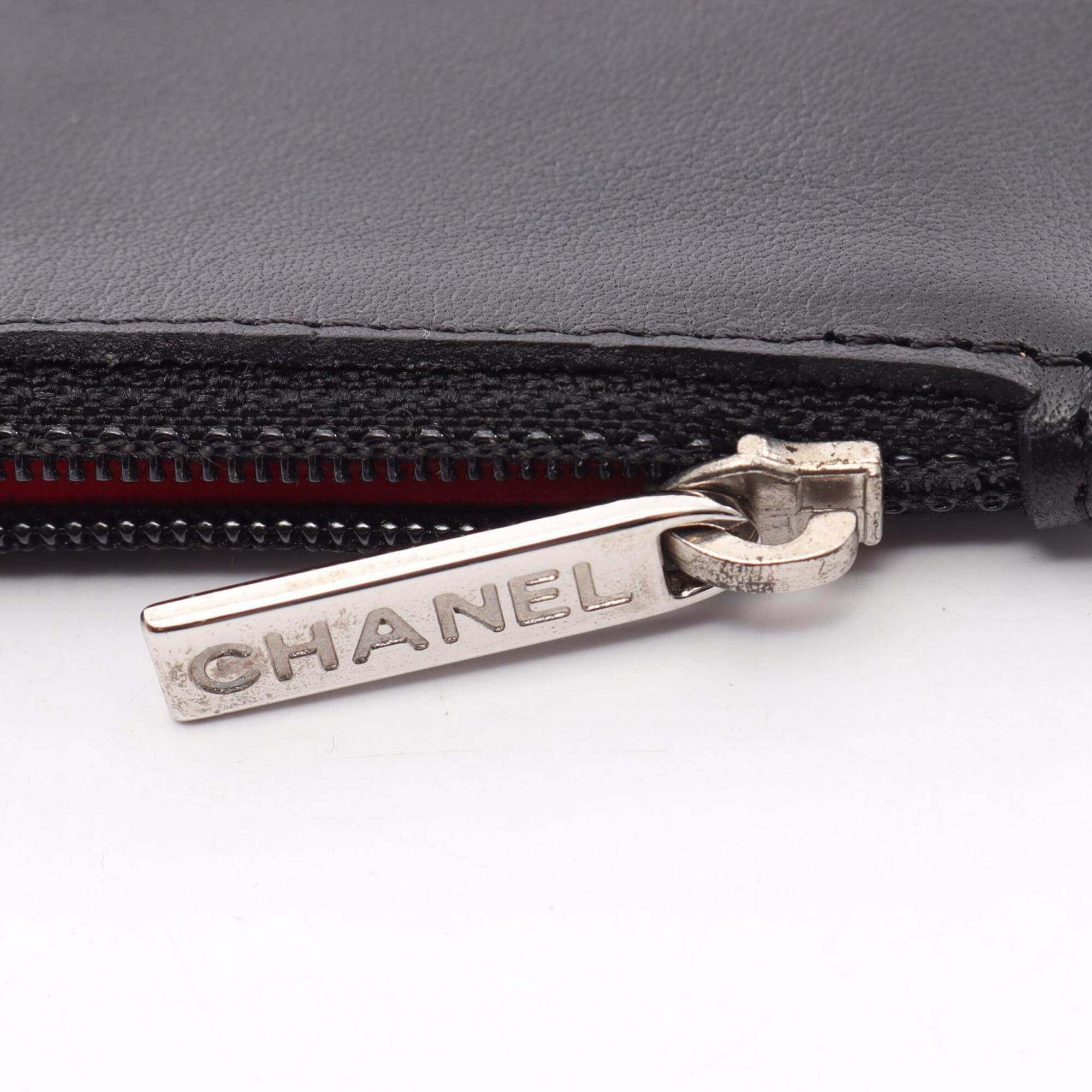 Chanel Black Leather Pouch (Pre-Owned)