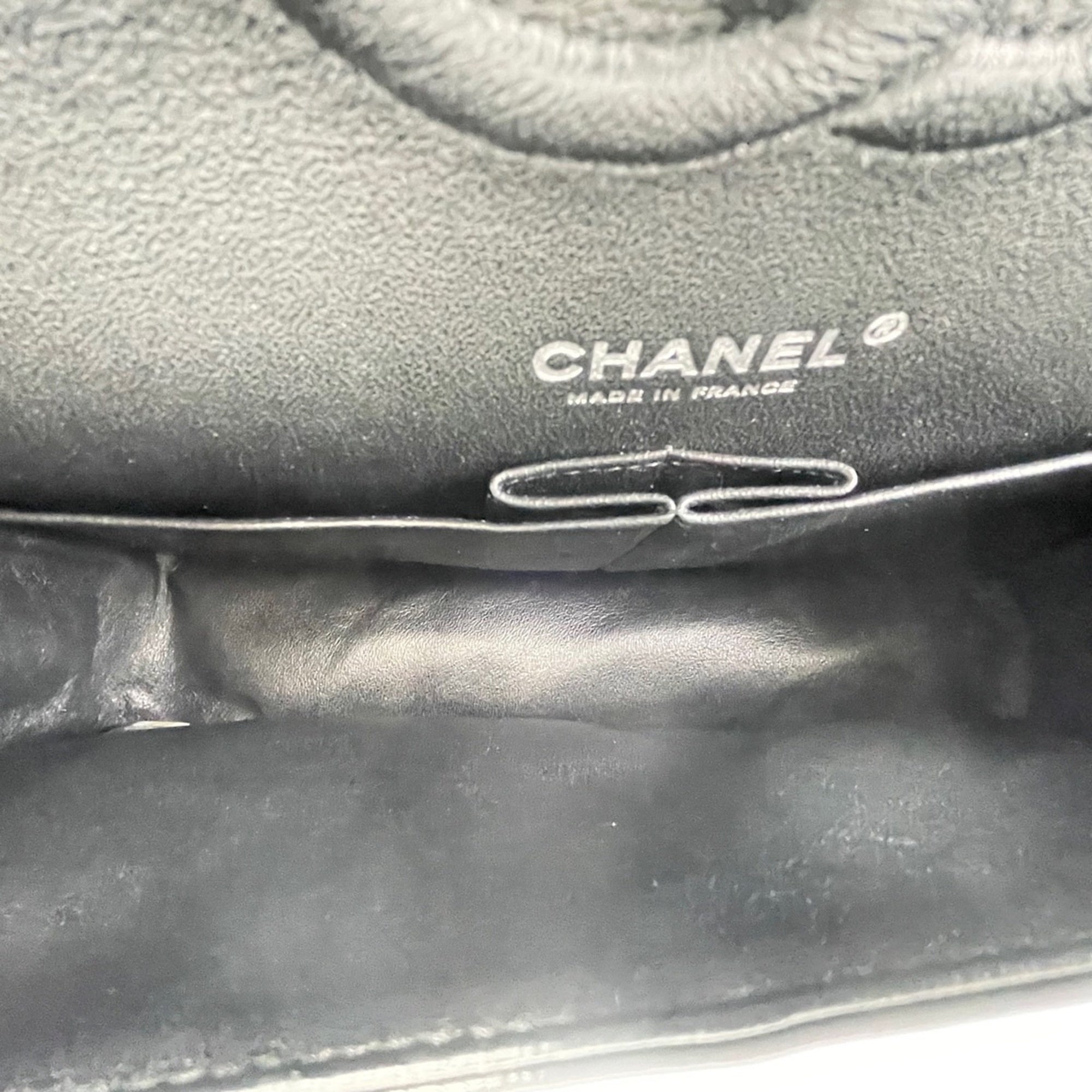 Chanel Matelasse Black Pvc Shoulder Bag (Pre-Owned)
