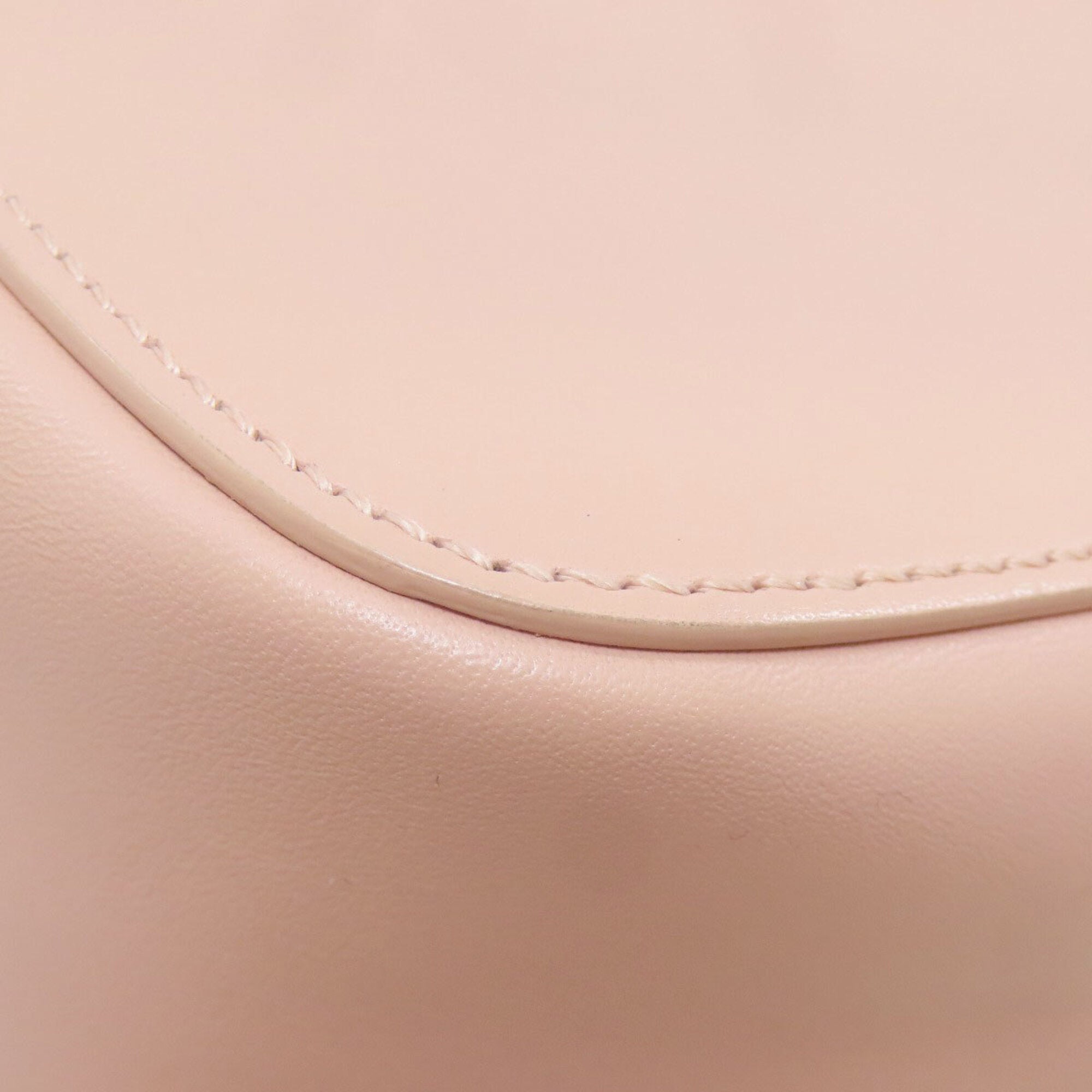 Versace Pink Leather Shoulder Bag (Pre-Owned)