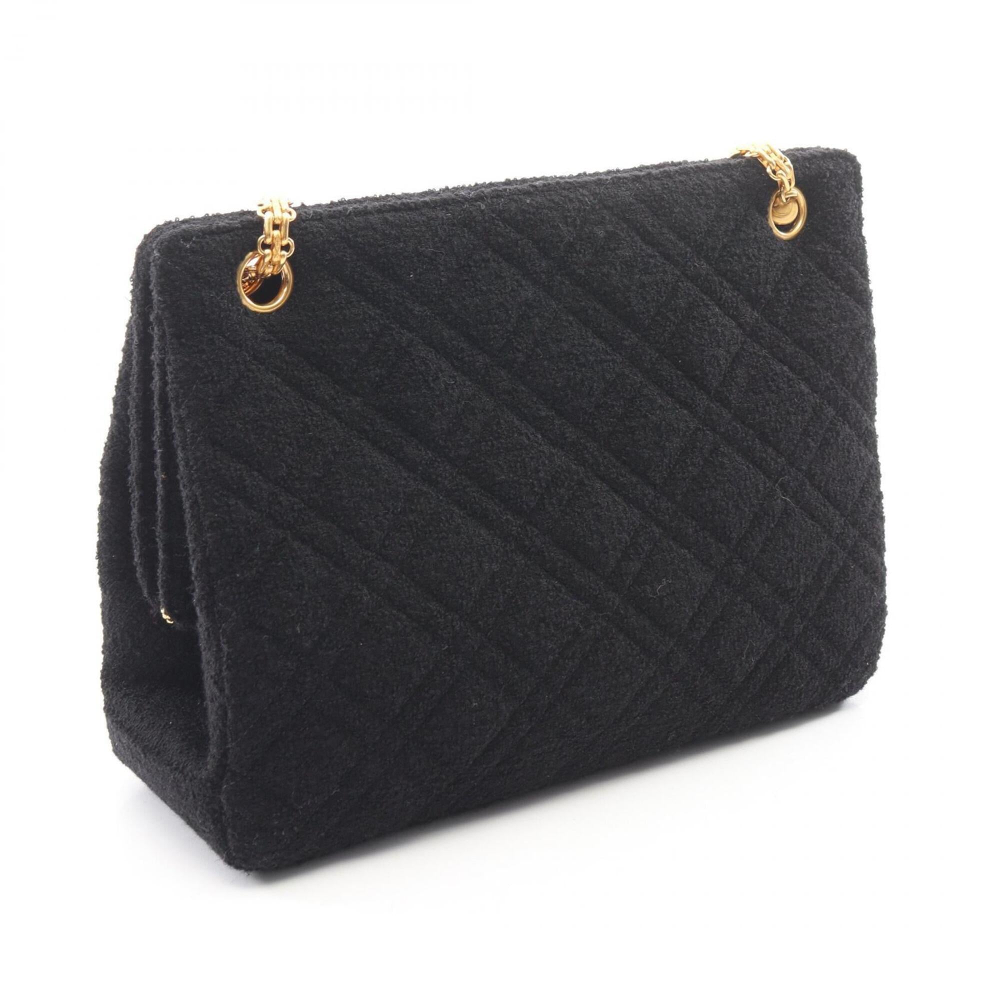 Chanel Black Fabric Handbag Shoulder Bag (Pre-Owned)