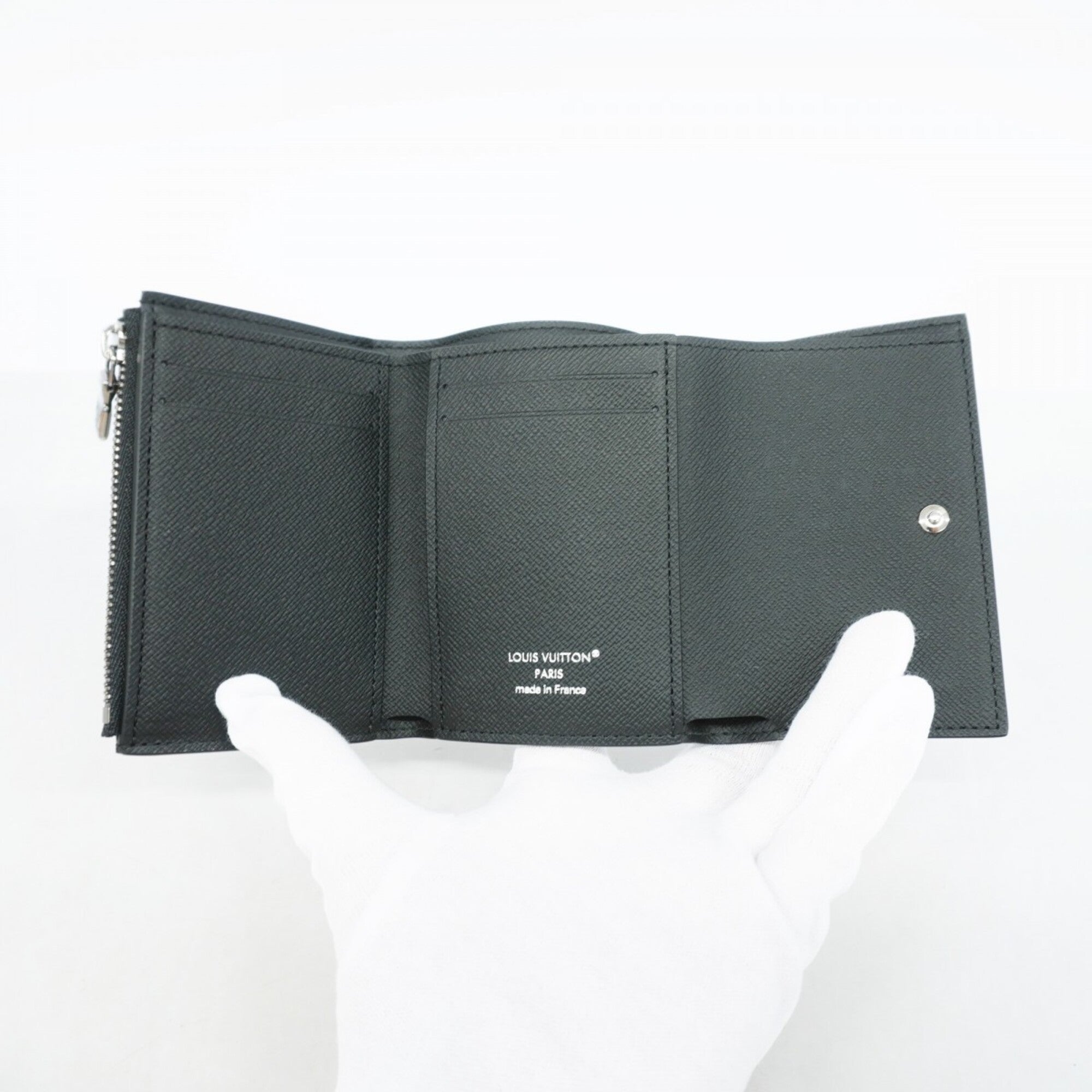 Louis Vuitton Black Wallet (Tri-Fold) (Pre-Owned)