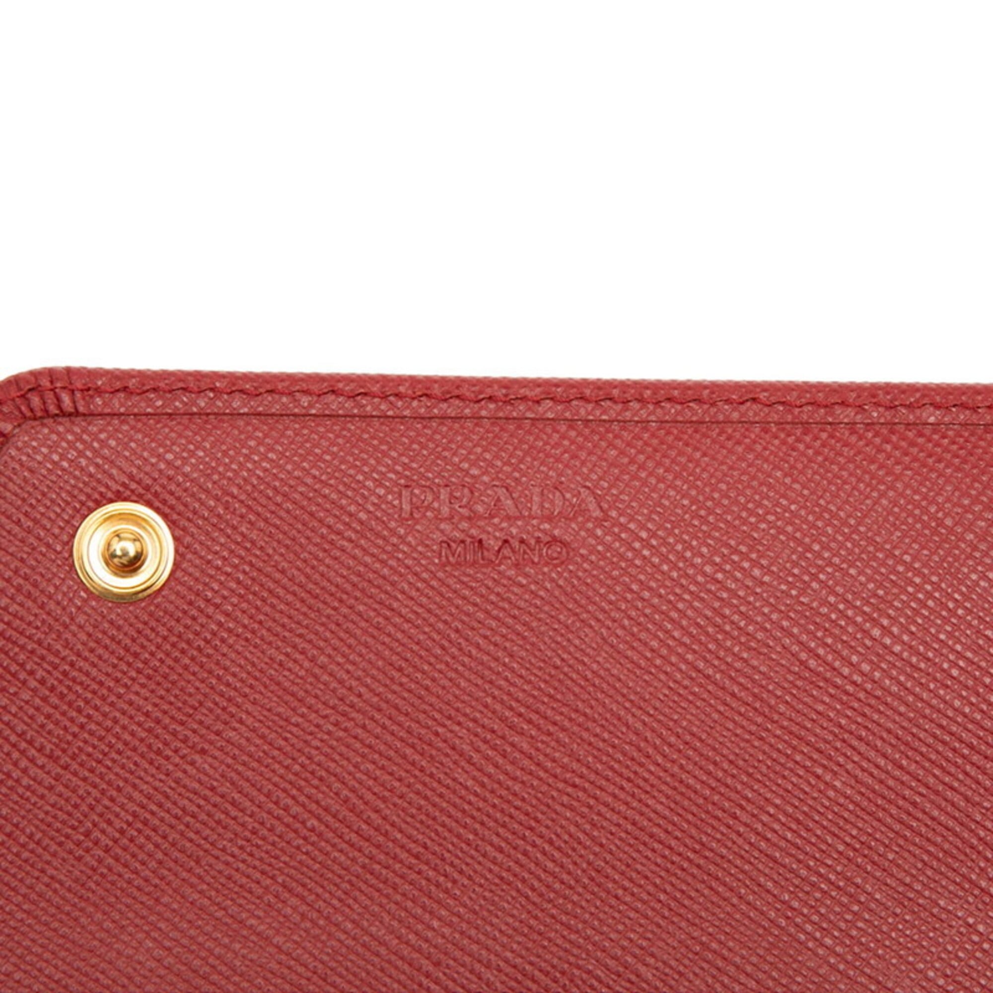 Prada Red Color Leather Long Wallet (Bi-Fold) (Pre-Owned)