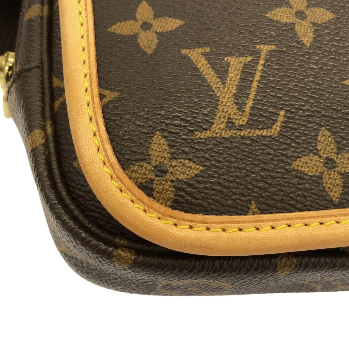 Louis Vuitton Marron Monogram Coated Canvas Shoulder Bag (Pre-Owned)