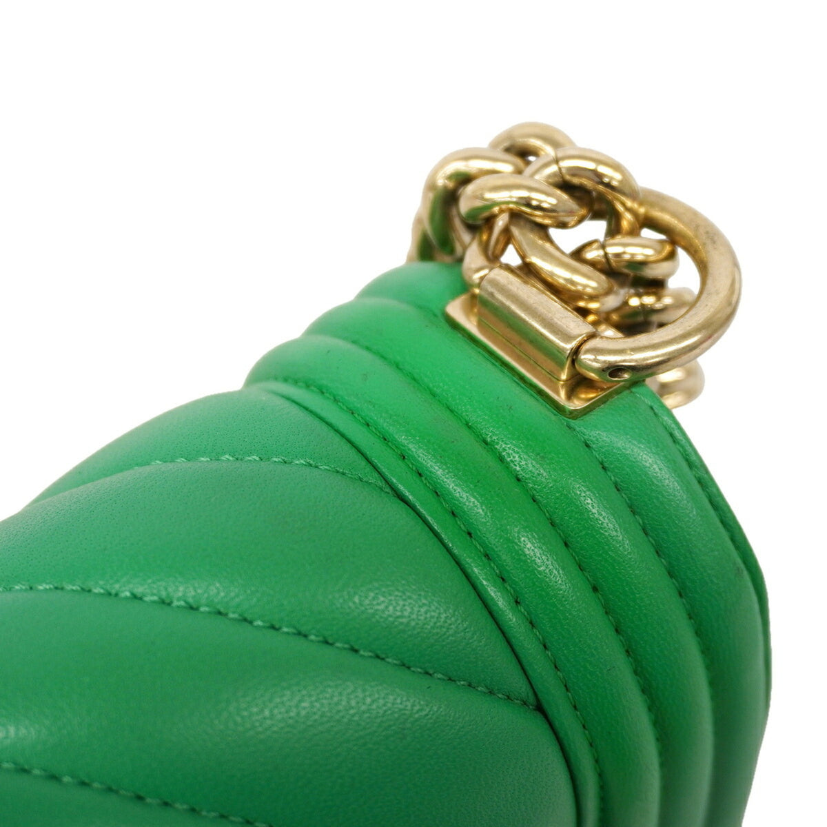 Chanel Green Leather Shoulder Bag (Pre-Owned)