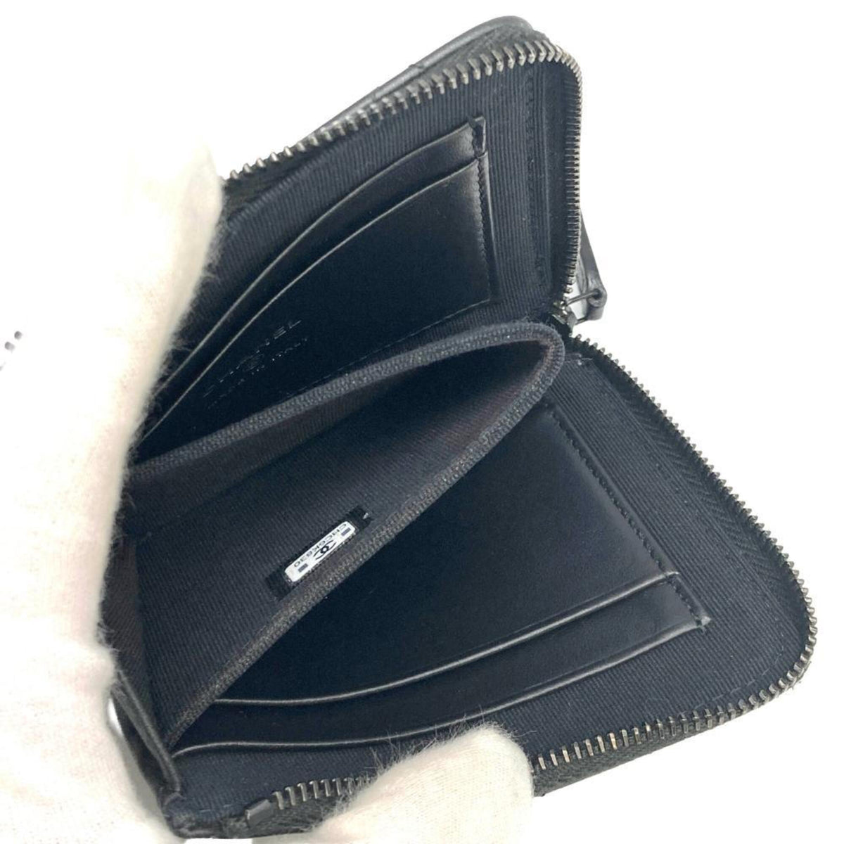 Chanel Black Leather Coin Purse/Coin Case (Pre-Owned)