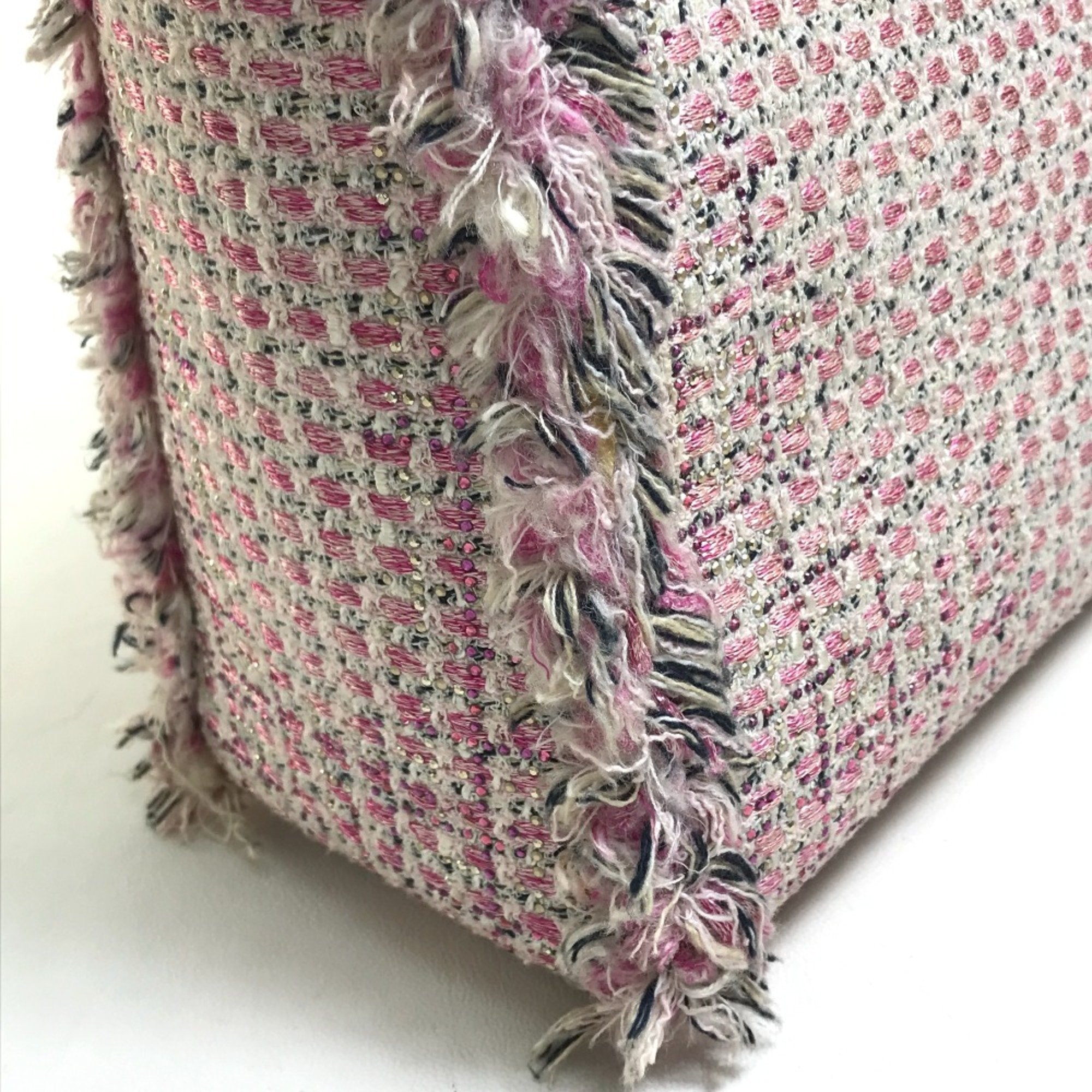 Christian Dior Pink Tweed Handbag (Pre-Owned)