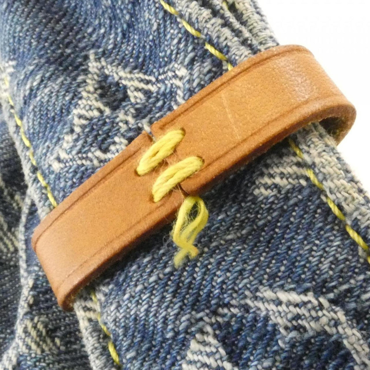 Louis Vuitton Blue Denim Shoulder Bag (Pre-Owned)