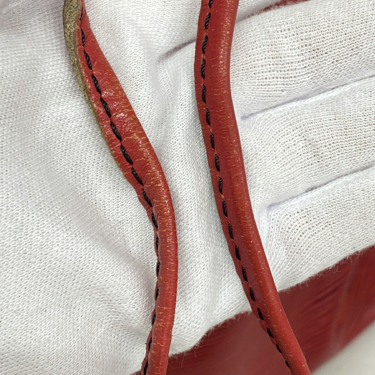 Louis Vuitton Castilian Red Shoulder Bag (Pre-Owned)