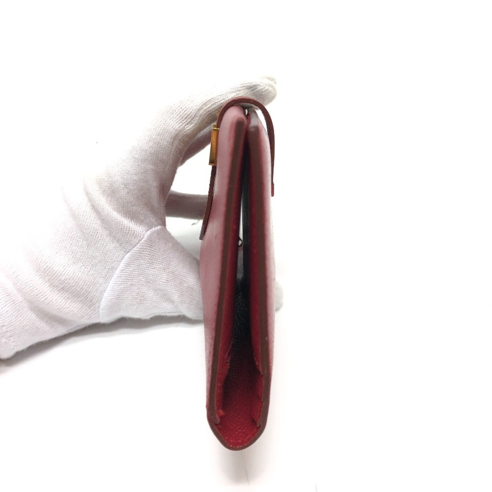 Hermes Red Color Courchevel Leather Long Wallet (Bi-Fold) (Pre-Owned)