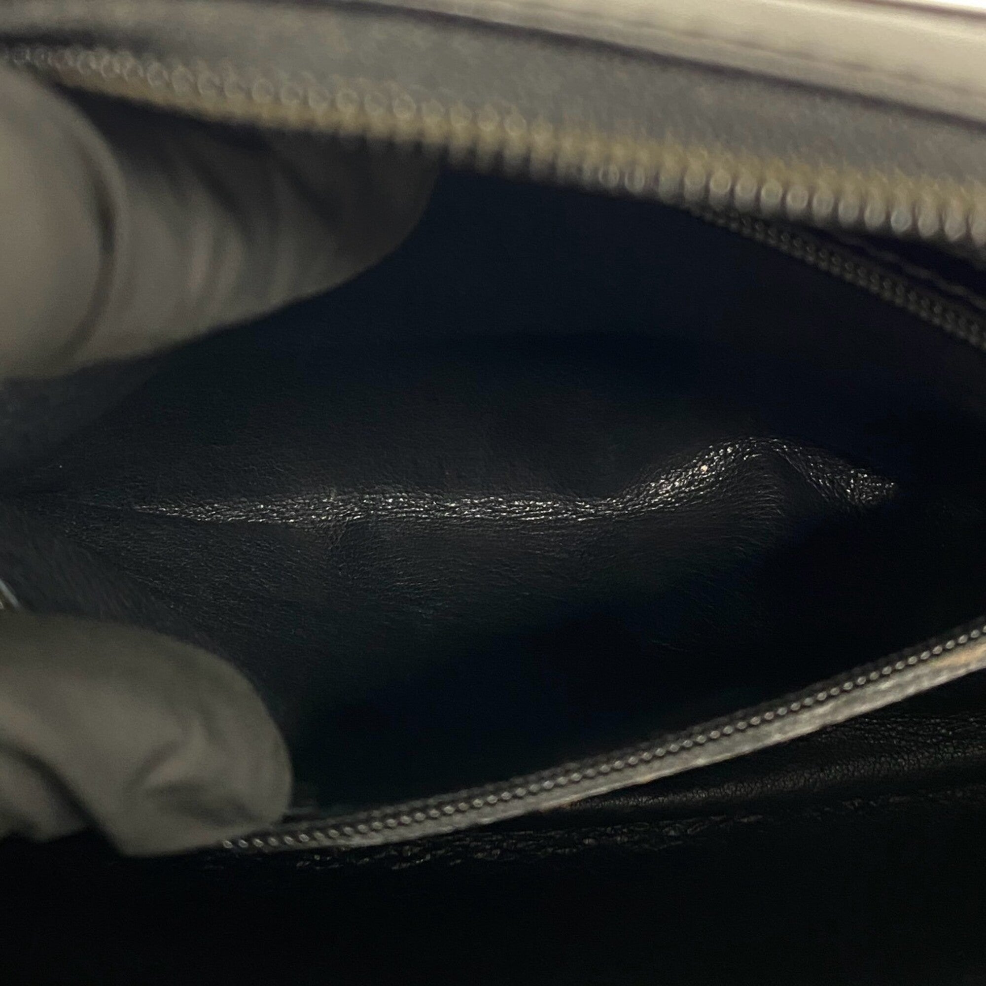 Gucci Black Leather Pochette Shoulder Bag (Pre-Owned)