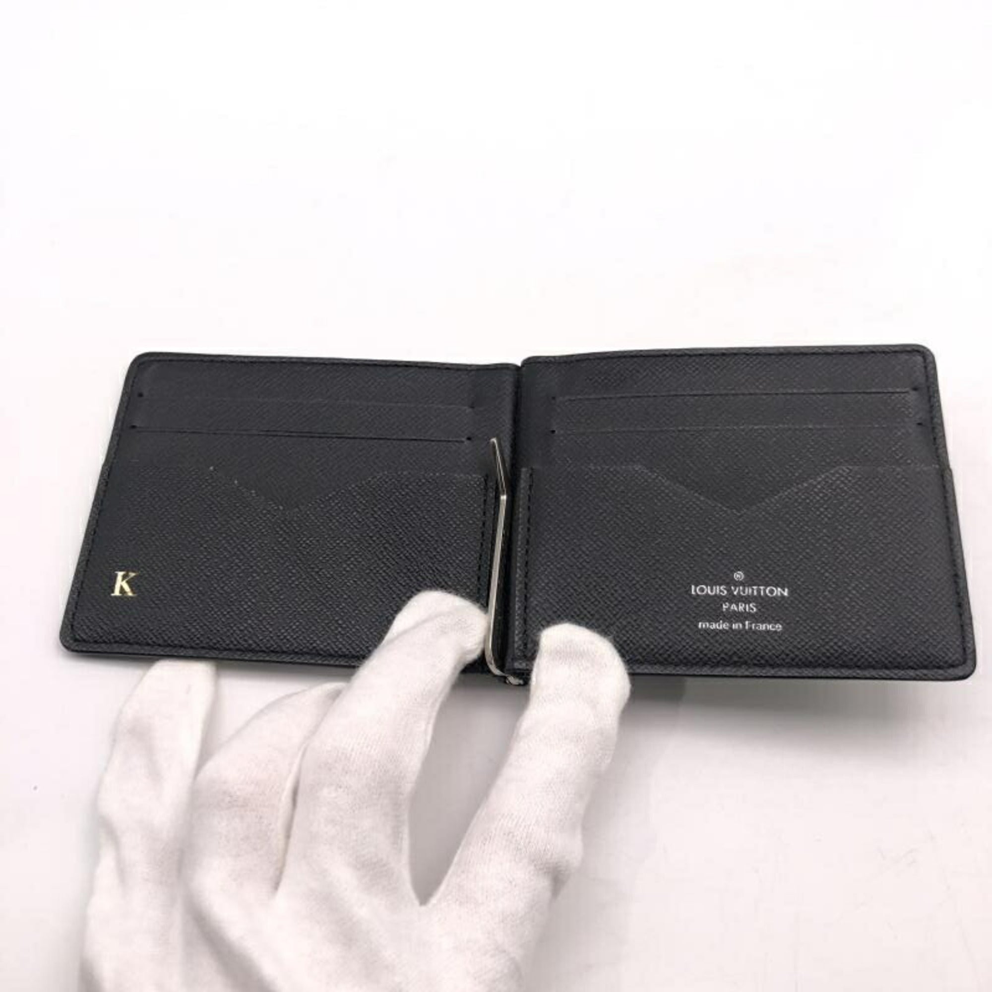 Louis Vuitton Taiga Black Taiga Leather Money Clip (Pre-Owned)