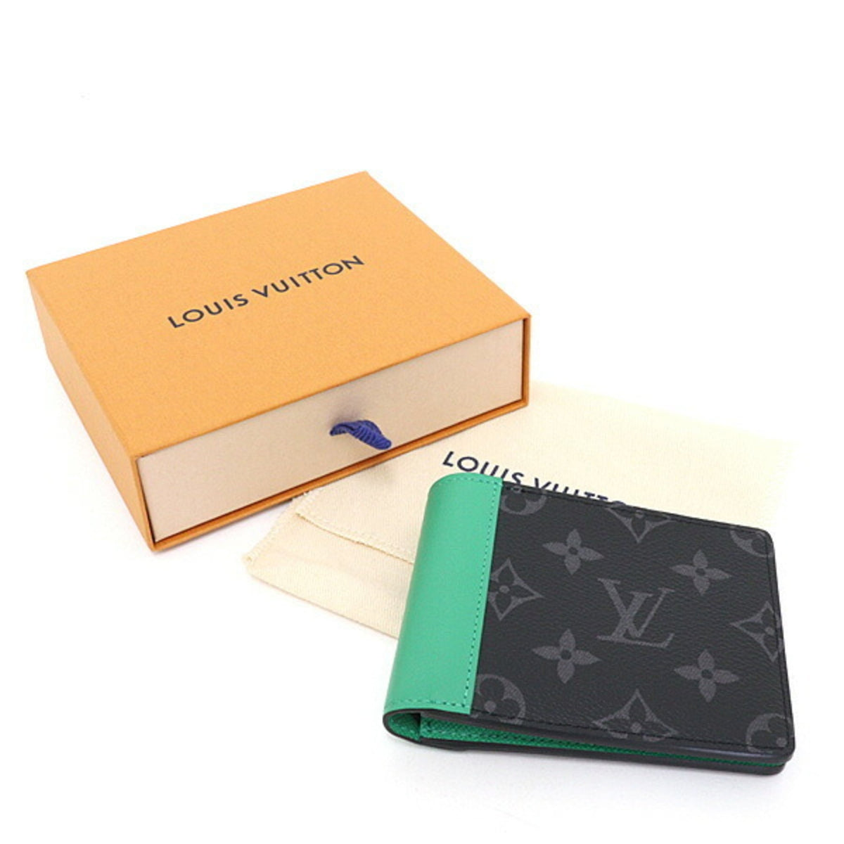 Louis Vuitton Monogram Eclipse Green Monogram Eclipse Leather Wallet (Bi-Fold) (Pre-Owned)