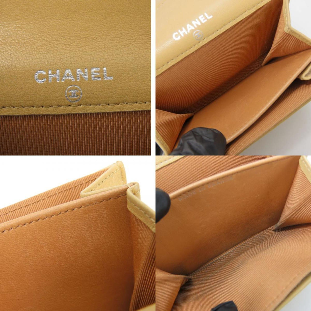 Chanel Beige Leather Coin Purse/Coin Case (Pre-Owned)