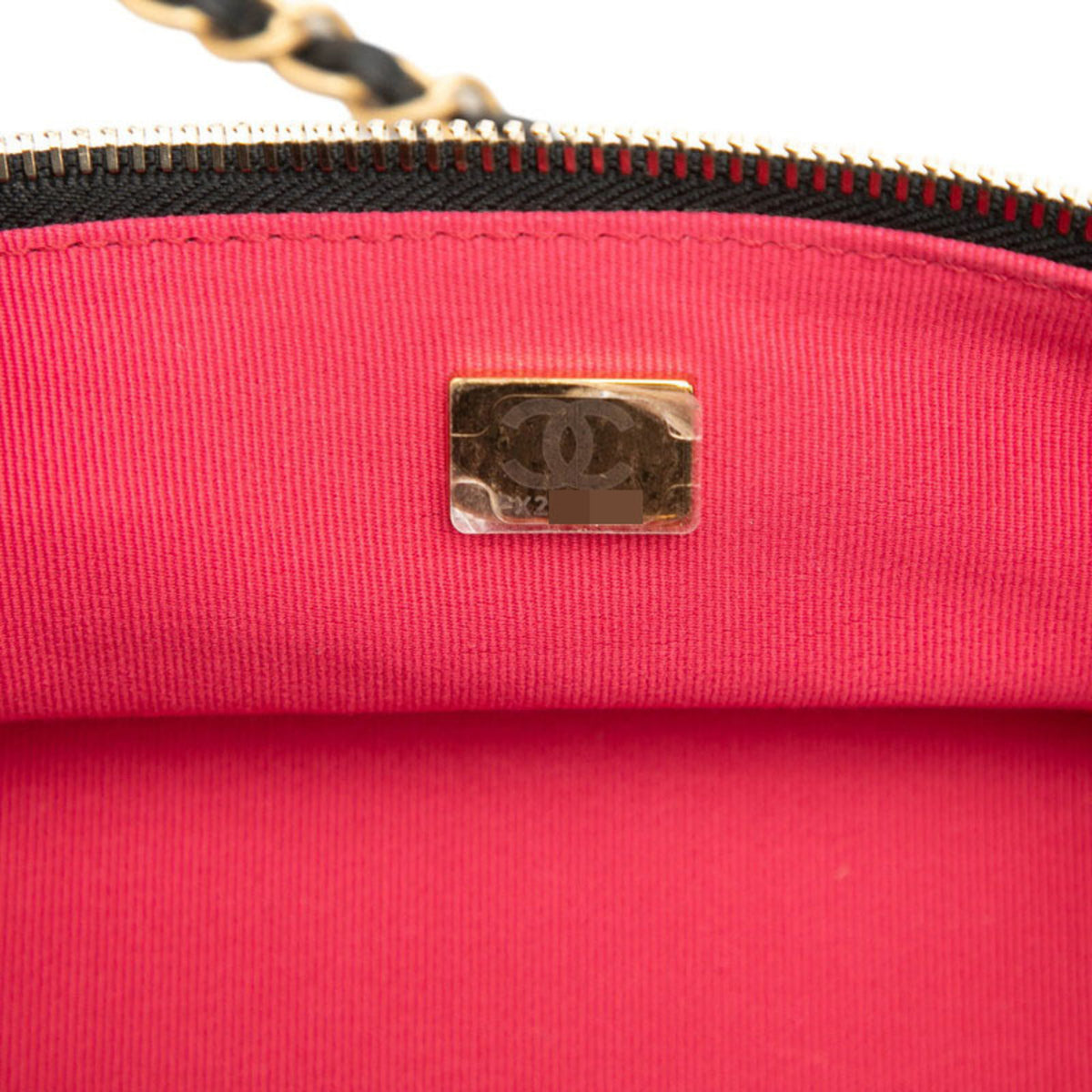 Chanel Black Leather Shoulder Bag Vanity Bag (Pre-Owned)