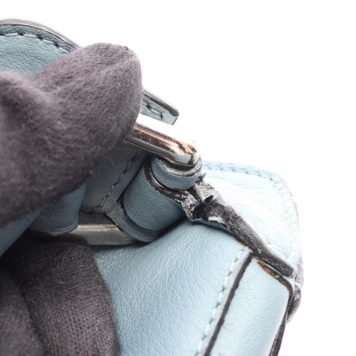 Loewe Blue Leather Handbag (Pre-Owned)