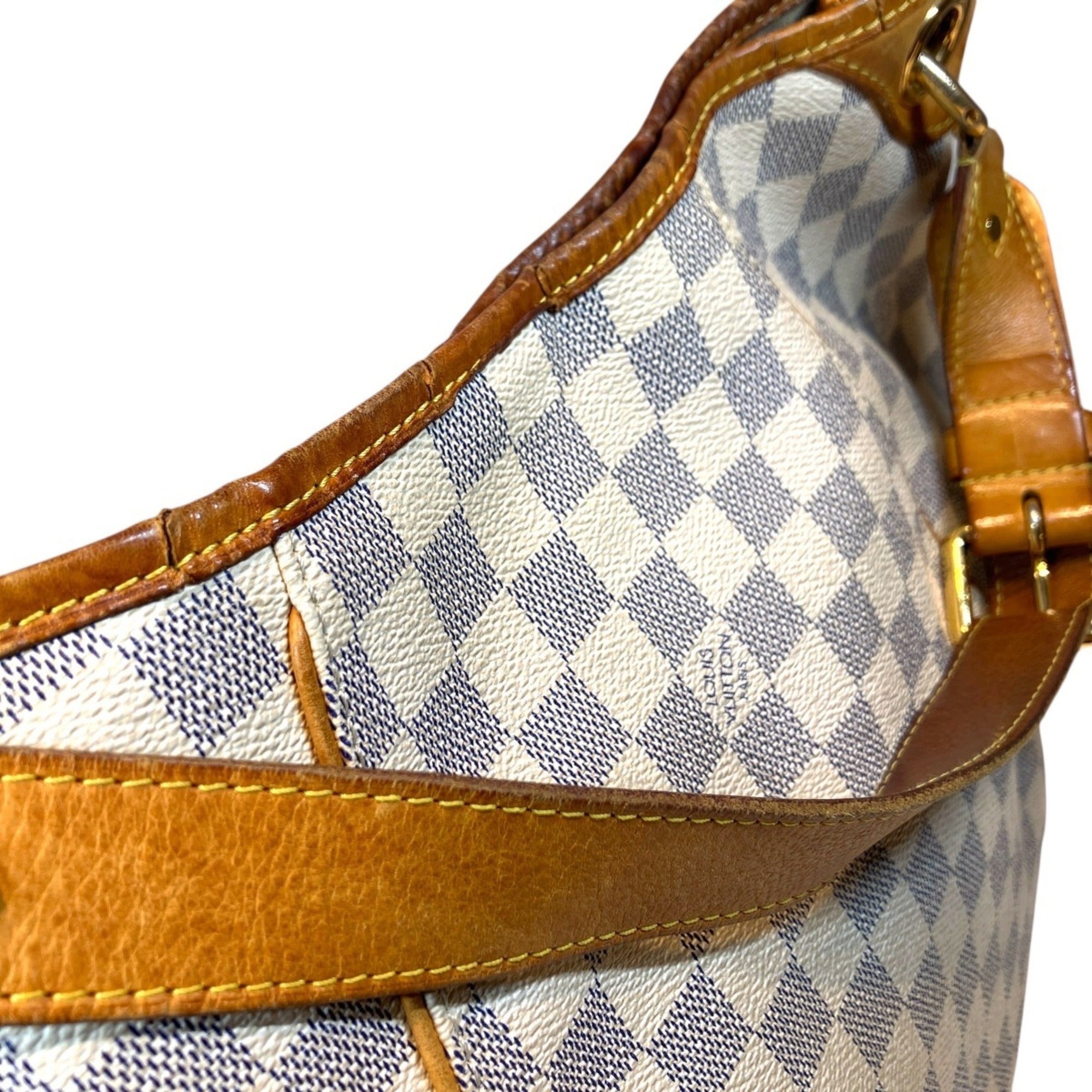 Louis Vuitton White Damier Azur Shoulder Bag (Pre-Owned)