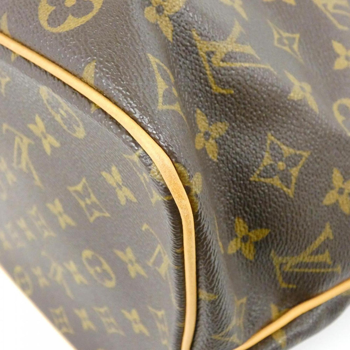 Louis Vuitton Marron Coated Canvas Handbag (Pre-Owned)