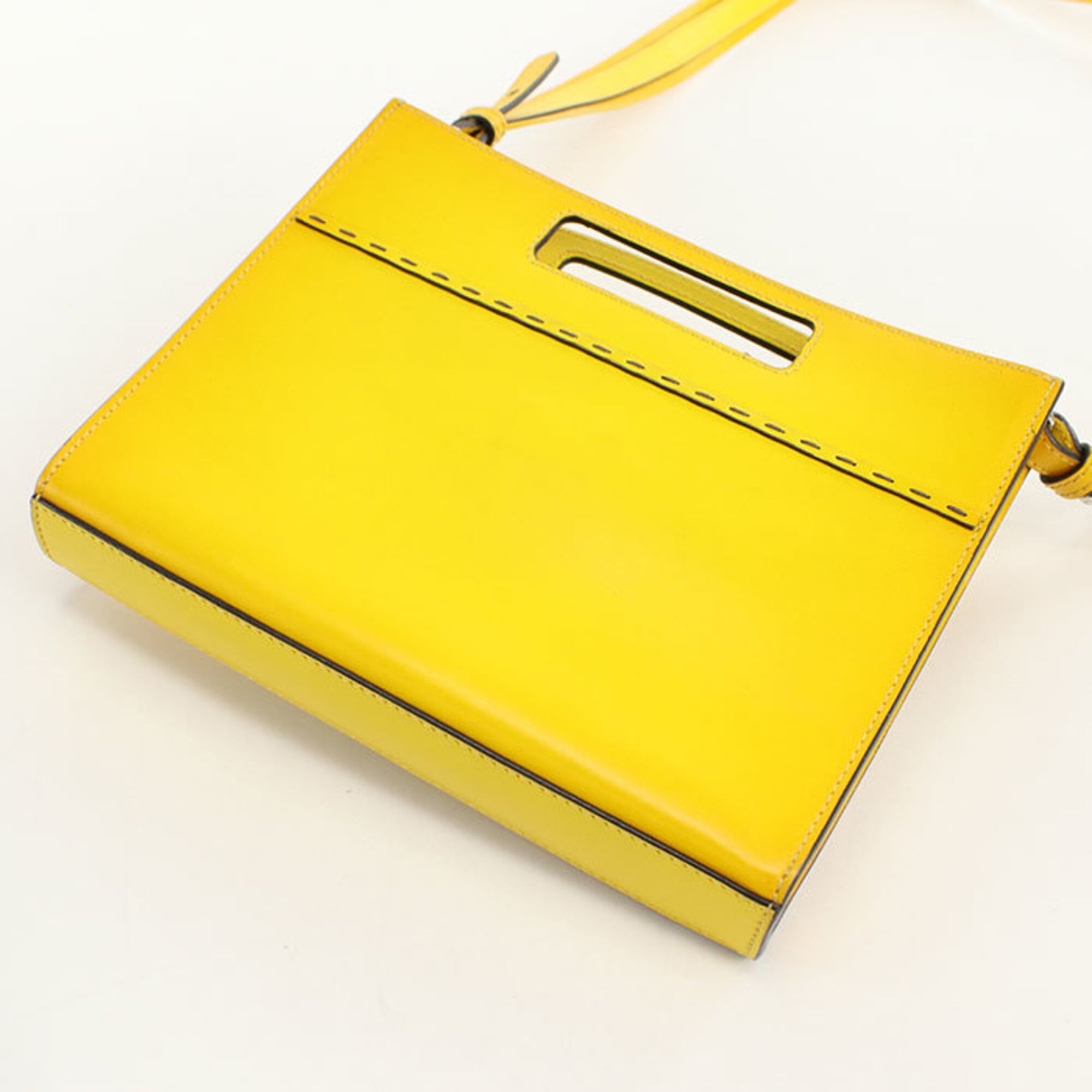 Fendi Yellow Leather Handbag (Pre-Owned)