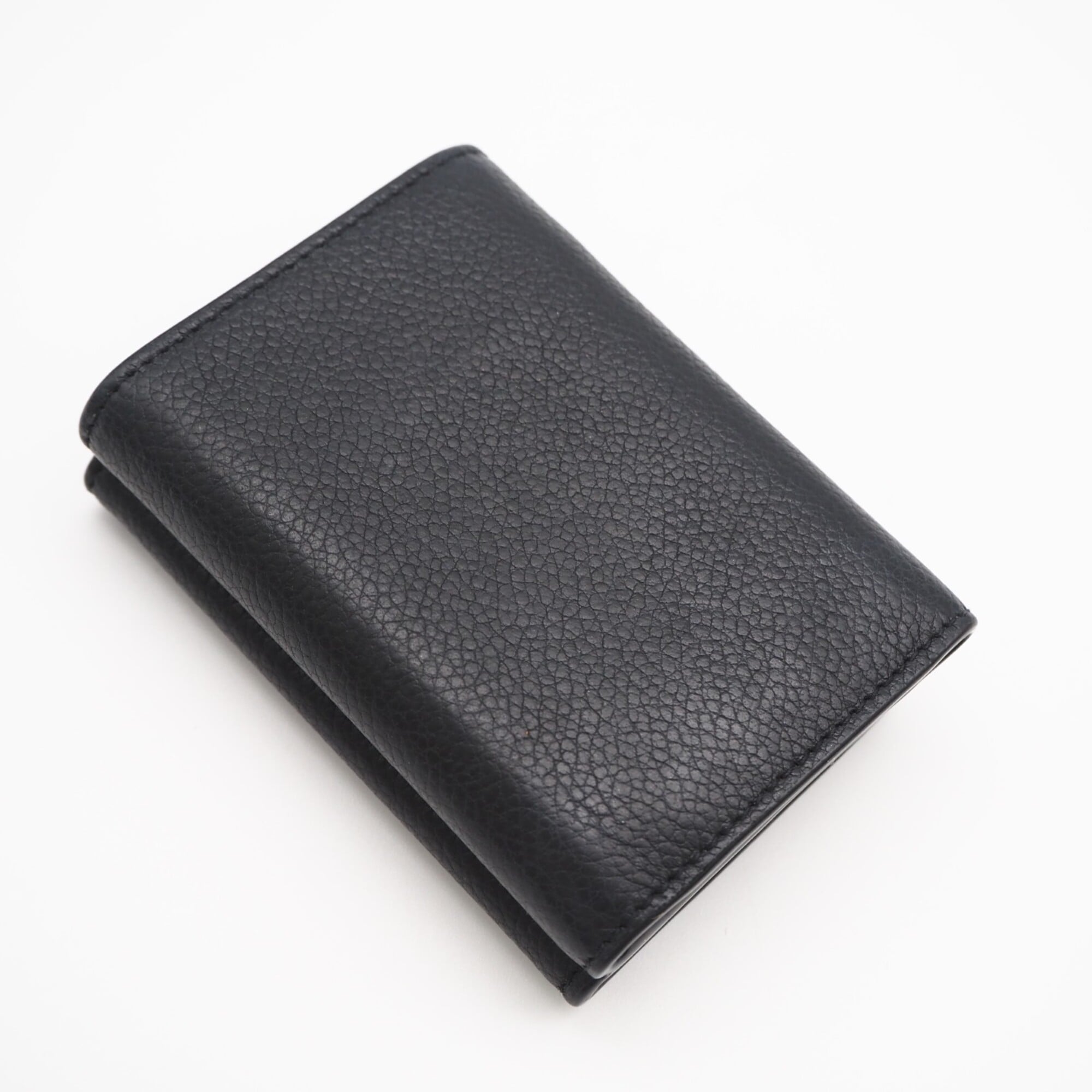 Yves Saint Laurent Black Leather Wallet (Tri-Fold) (Pre-Owned)