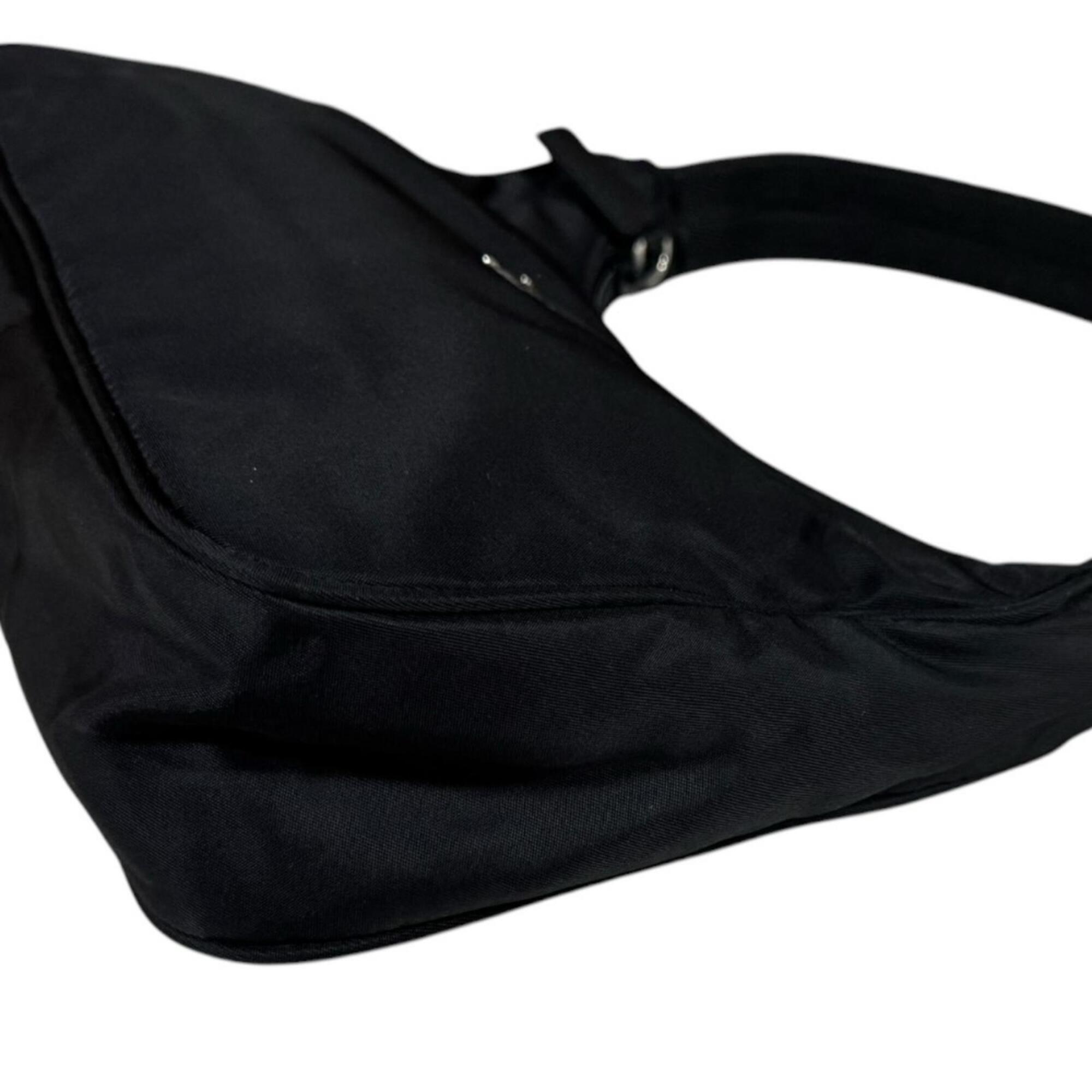 Prada Black Nylon Handbag (Pre-Owned)