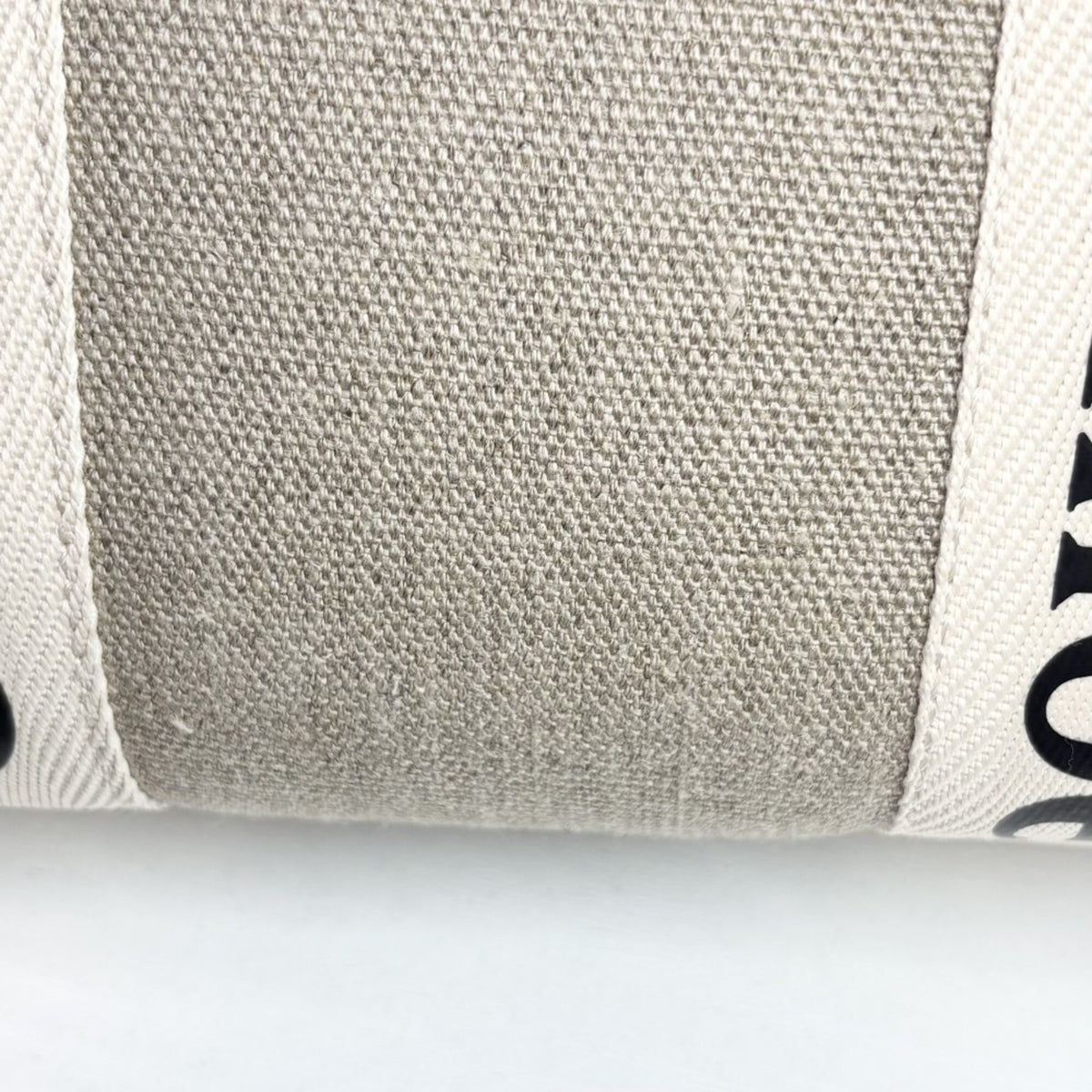 Chloé Beige Black Linen Canvas Leather Handbag (Pre-Owned)