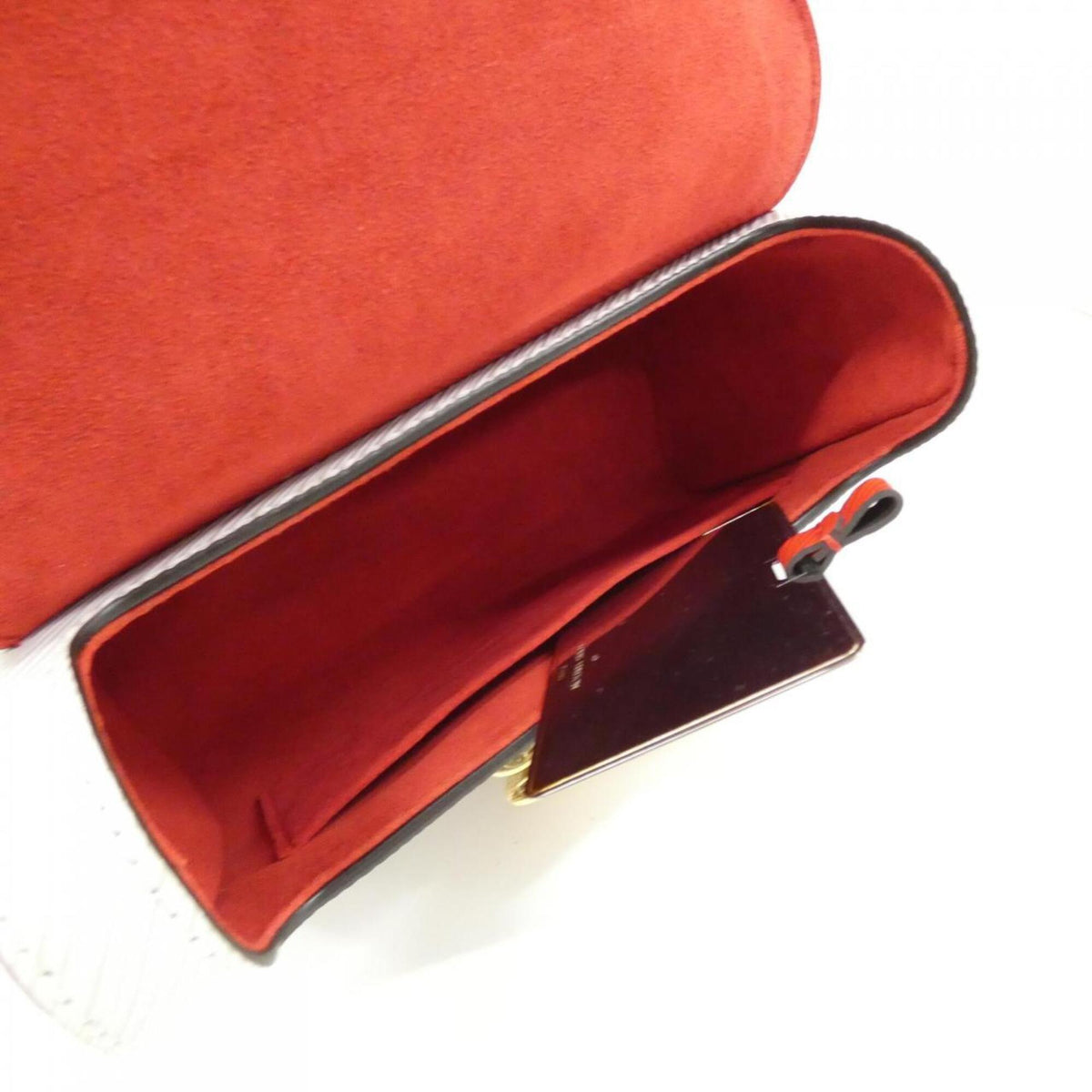 Louis Vuitton Rose Rouge Leather Pouch Shoulder Bag (Pre-Owned)