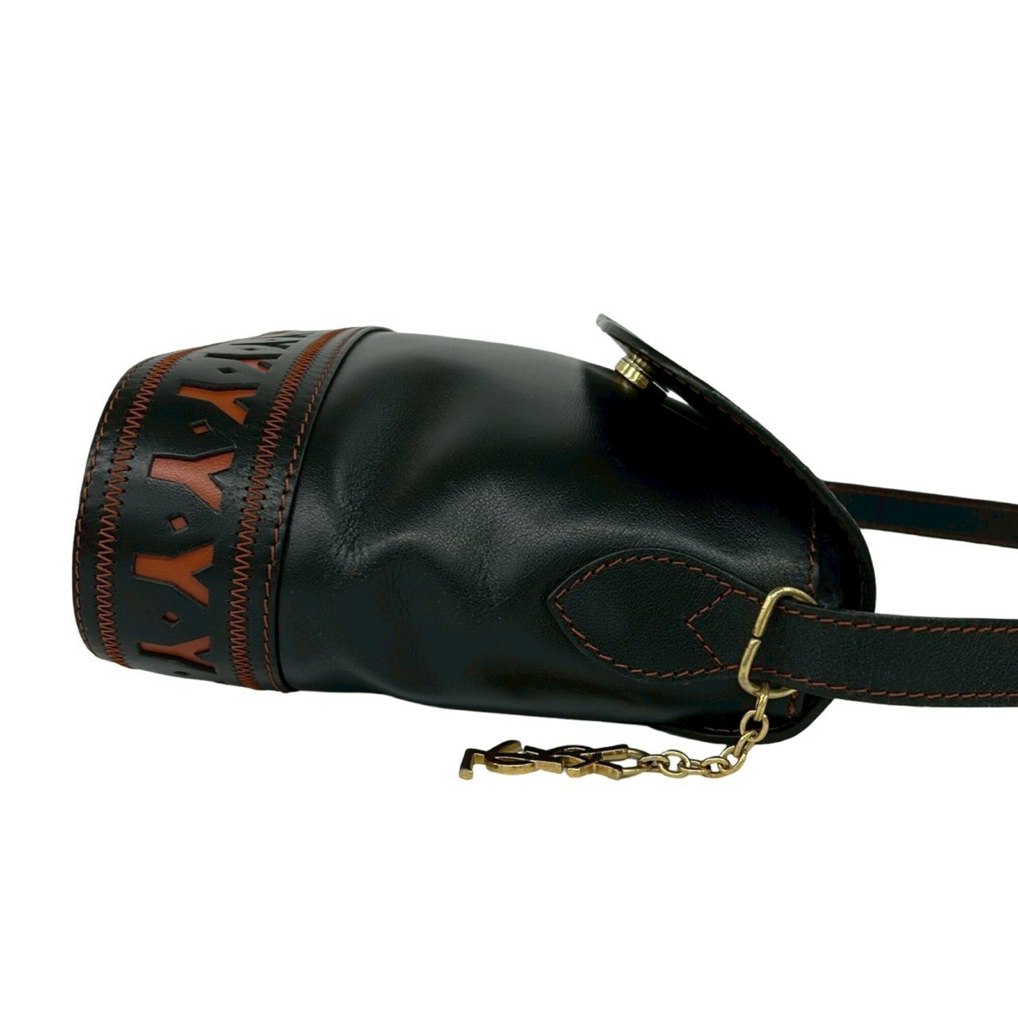 Yves Saint Laurent Black Leather Shoulder Bag (Pre-Owned)