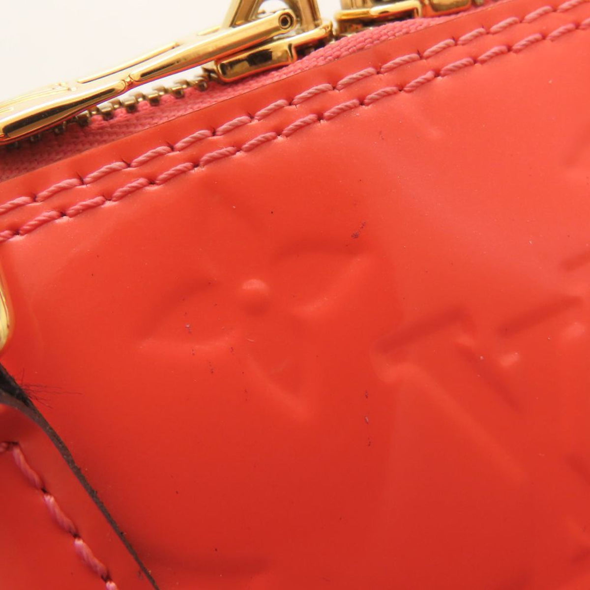 Louis Vuitton Rose Litchi Patent Leather Handbag (Pre-Owned)