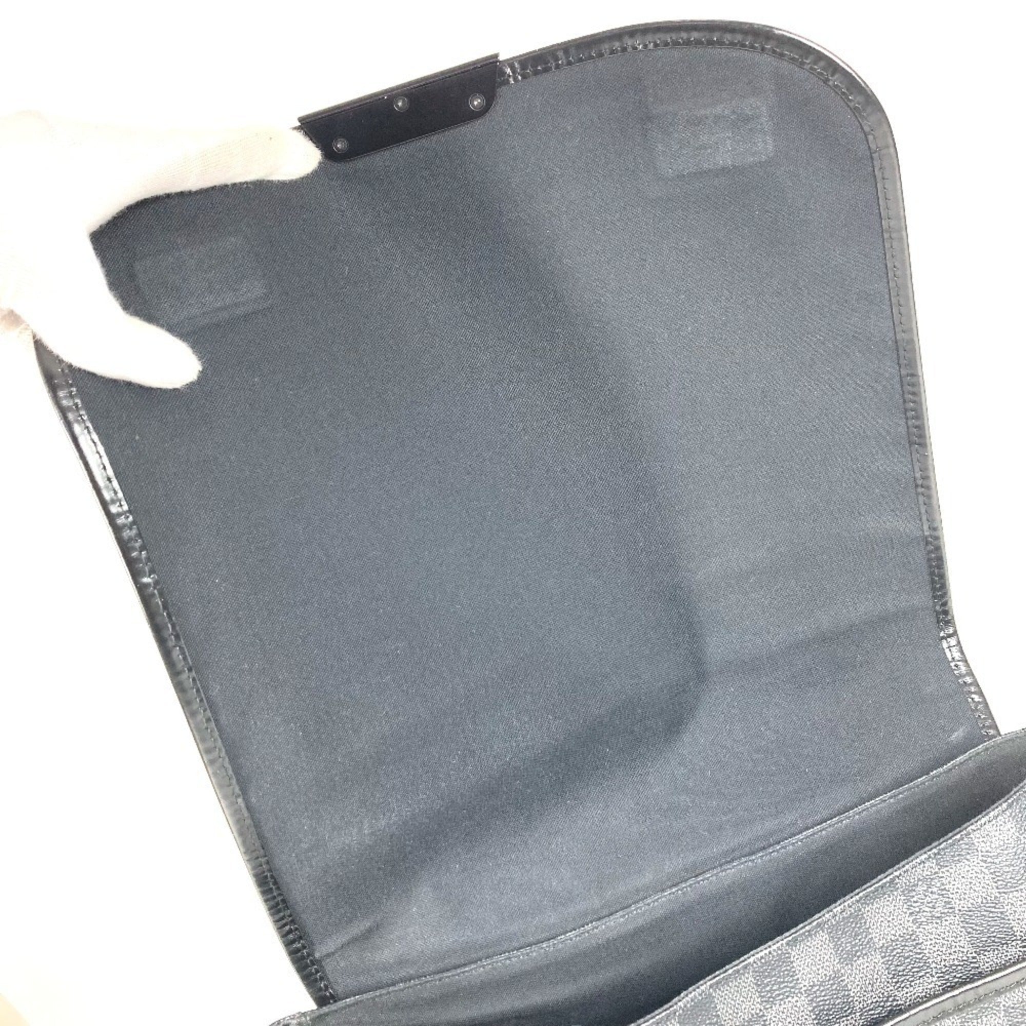 Louis Vuitton Damier Graphite Black Damier Graphite Messenger Bag Shoulder Bag (Pre-Owned)