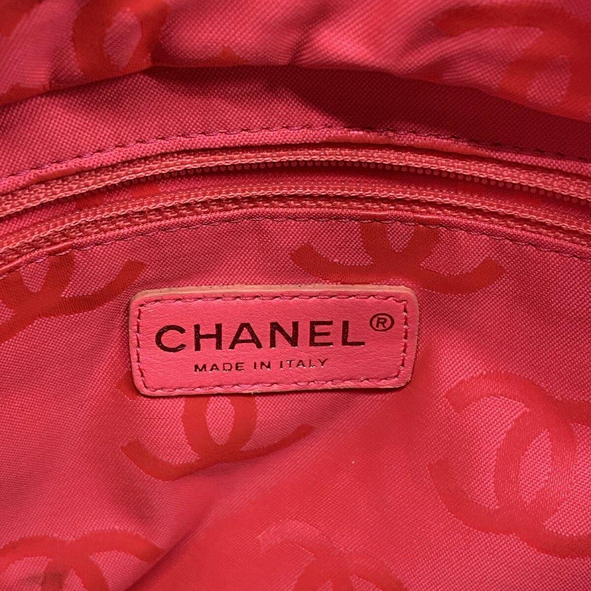 Chanel Black Leather Tote Bag (Pre-Owned)