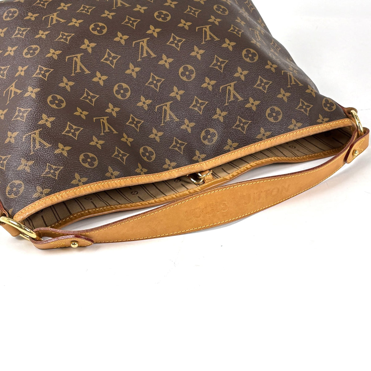 Louis Vuitton Brown Monogram Shoulder Bag (Pre-Owned)