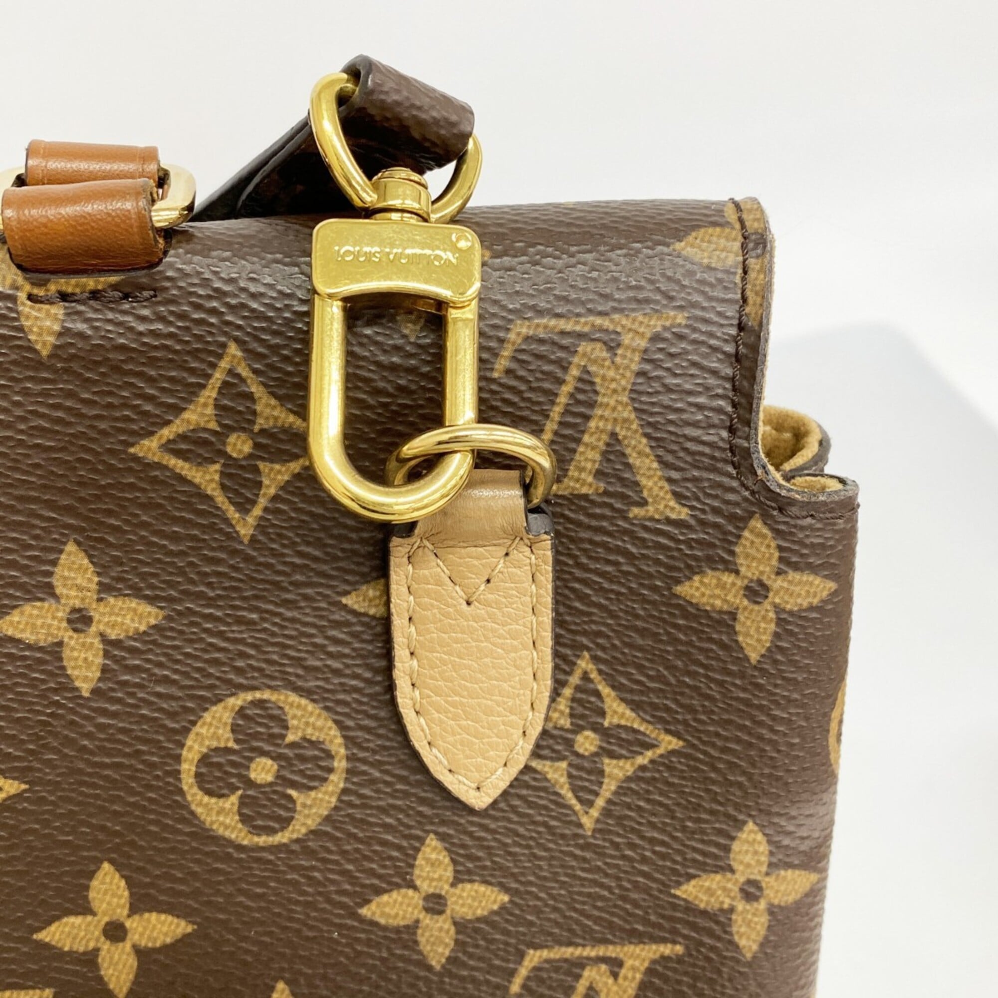 Louis Vuitton Brown Handbag (Pre-Owned)
