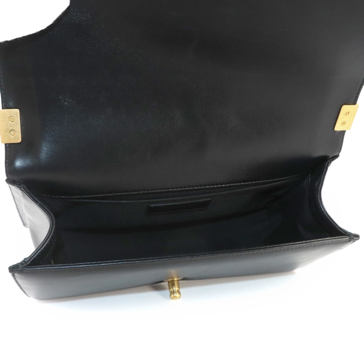 Chanel Black Leather Handbag Shoulder Bag (Pre-Owned)