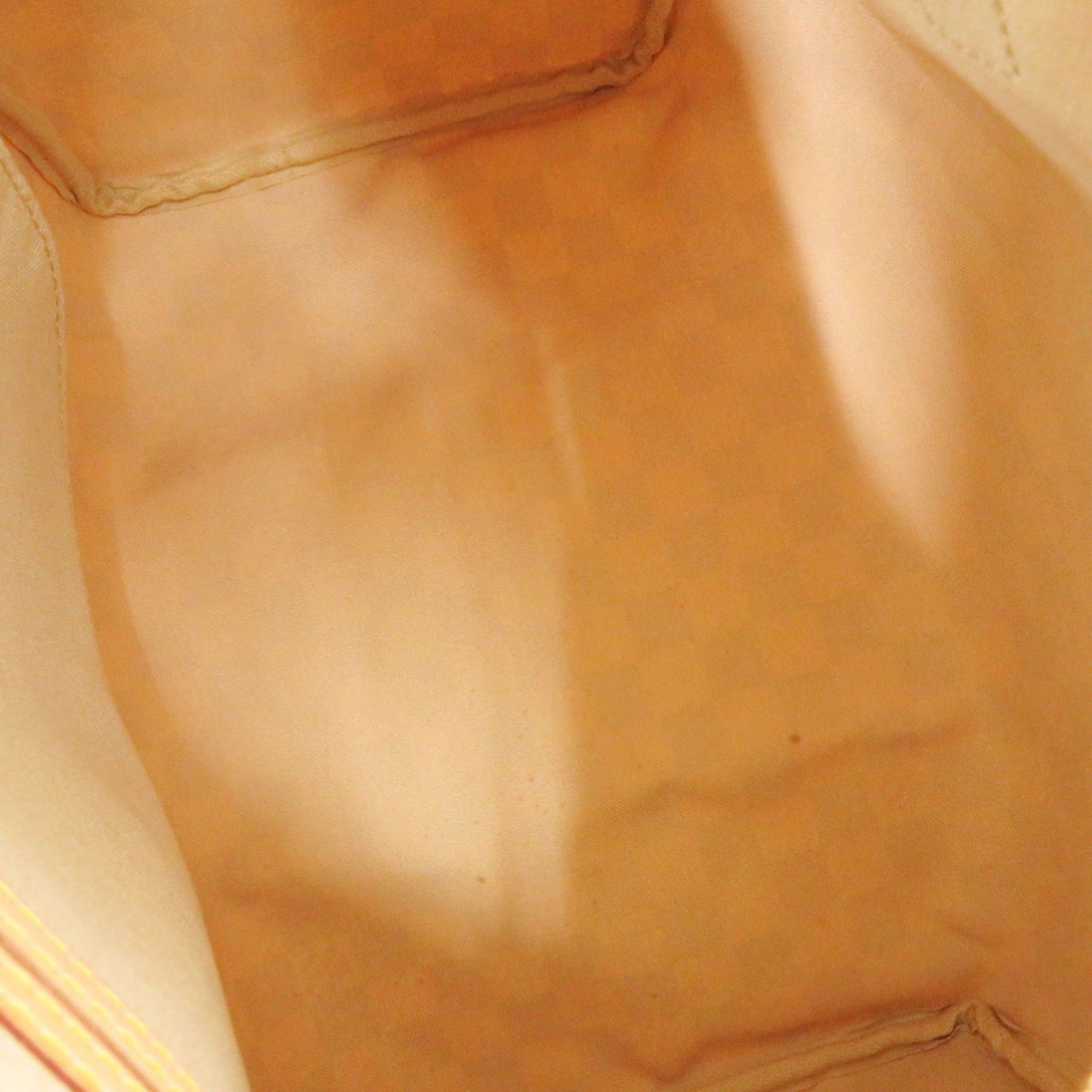 Louis Vuitton White Damier Azur Handbag (Pre-Owned)