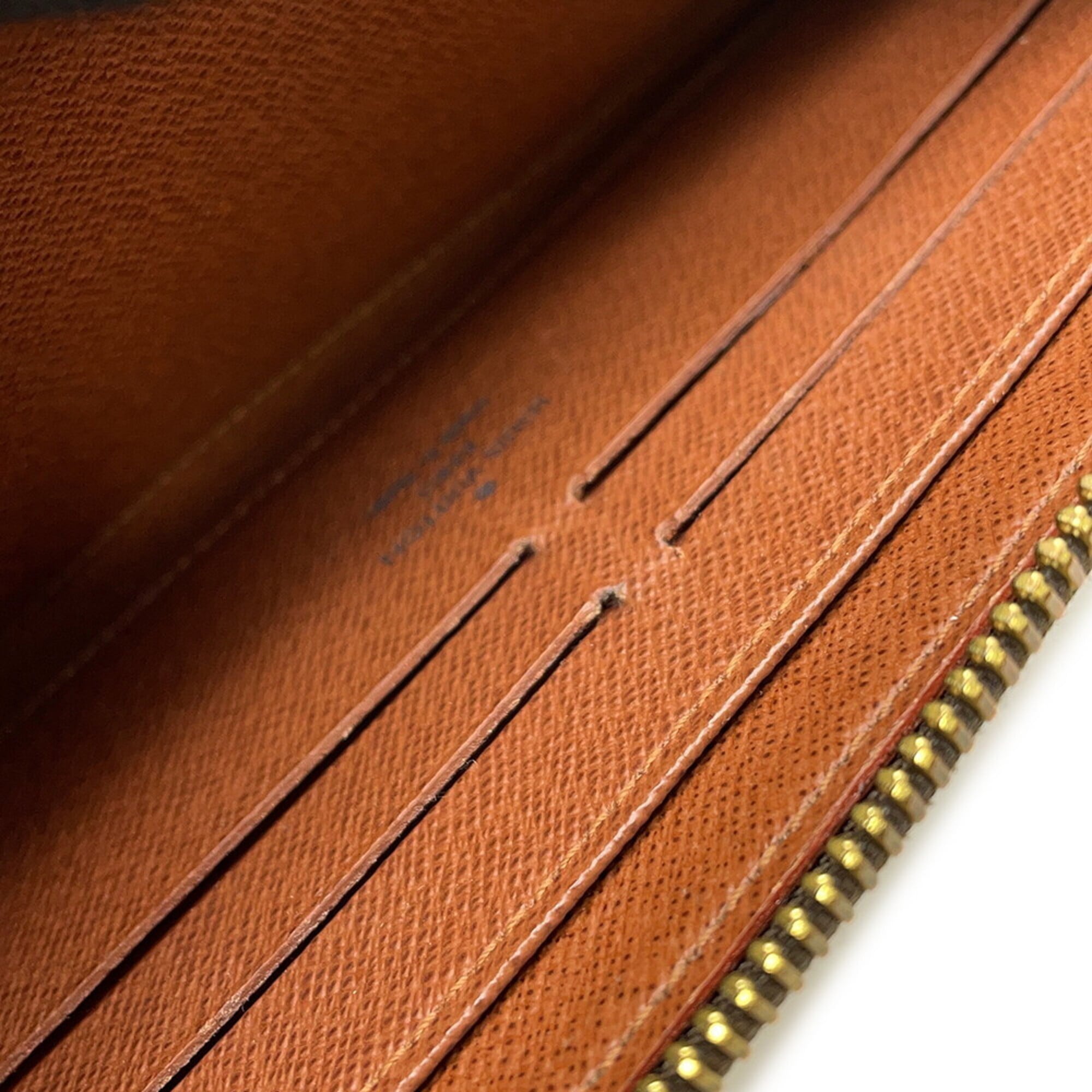 Louis Vuitton Monogram Brown Monogram Long Wallet (Bi-Fold) (Pre-Owned)