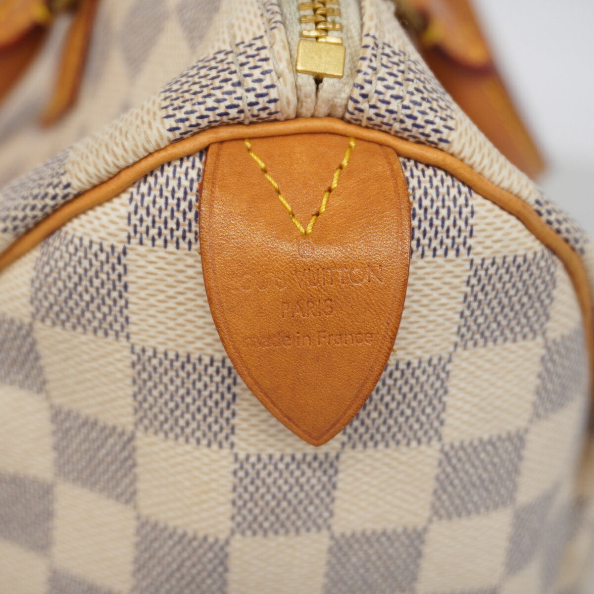 Louis Vuitton White Handbag (Pre-Owned)