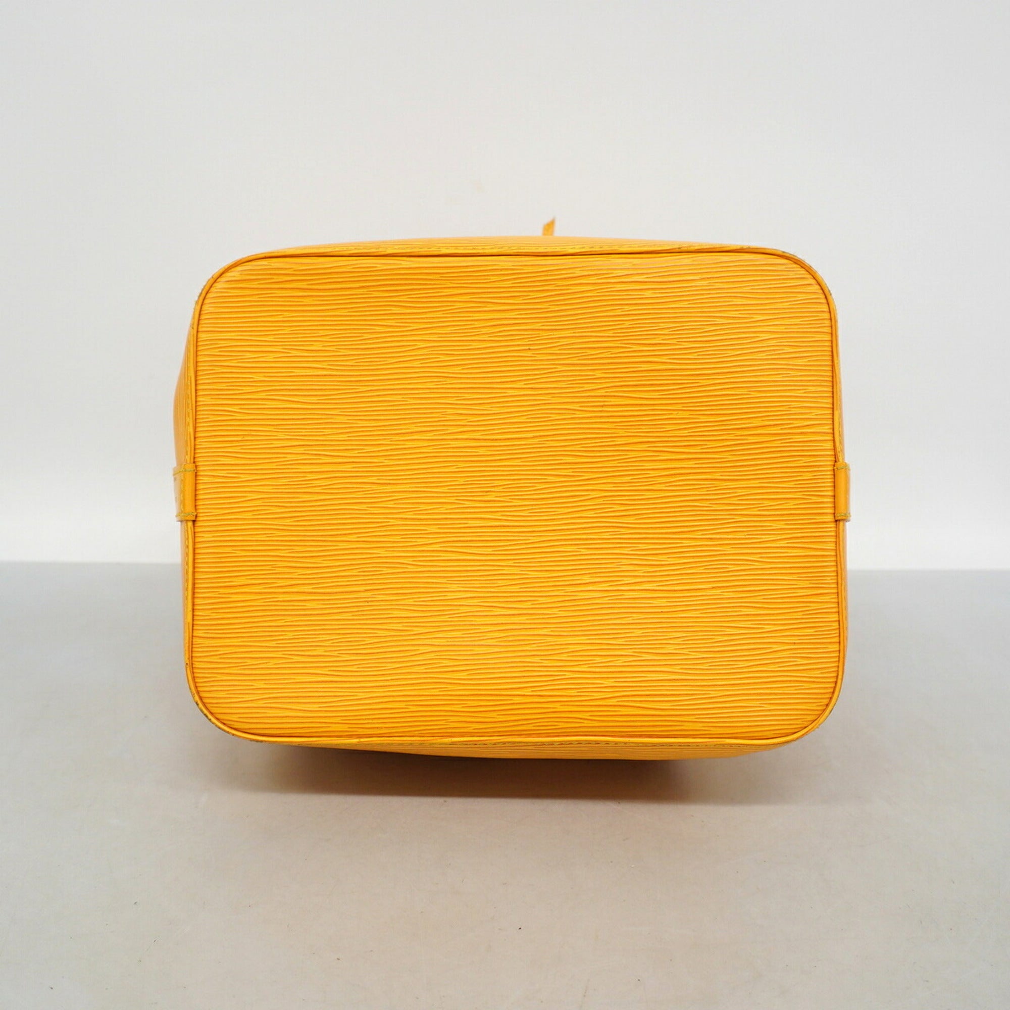 Louis Vuitton Jaune Shoulder Bag (Pre-Owned)