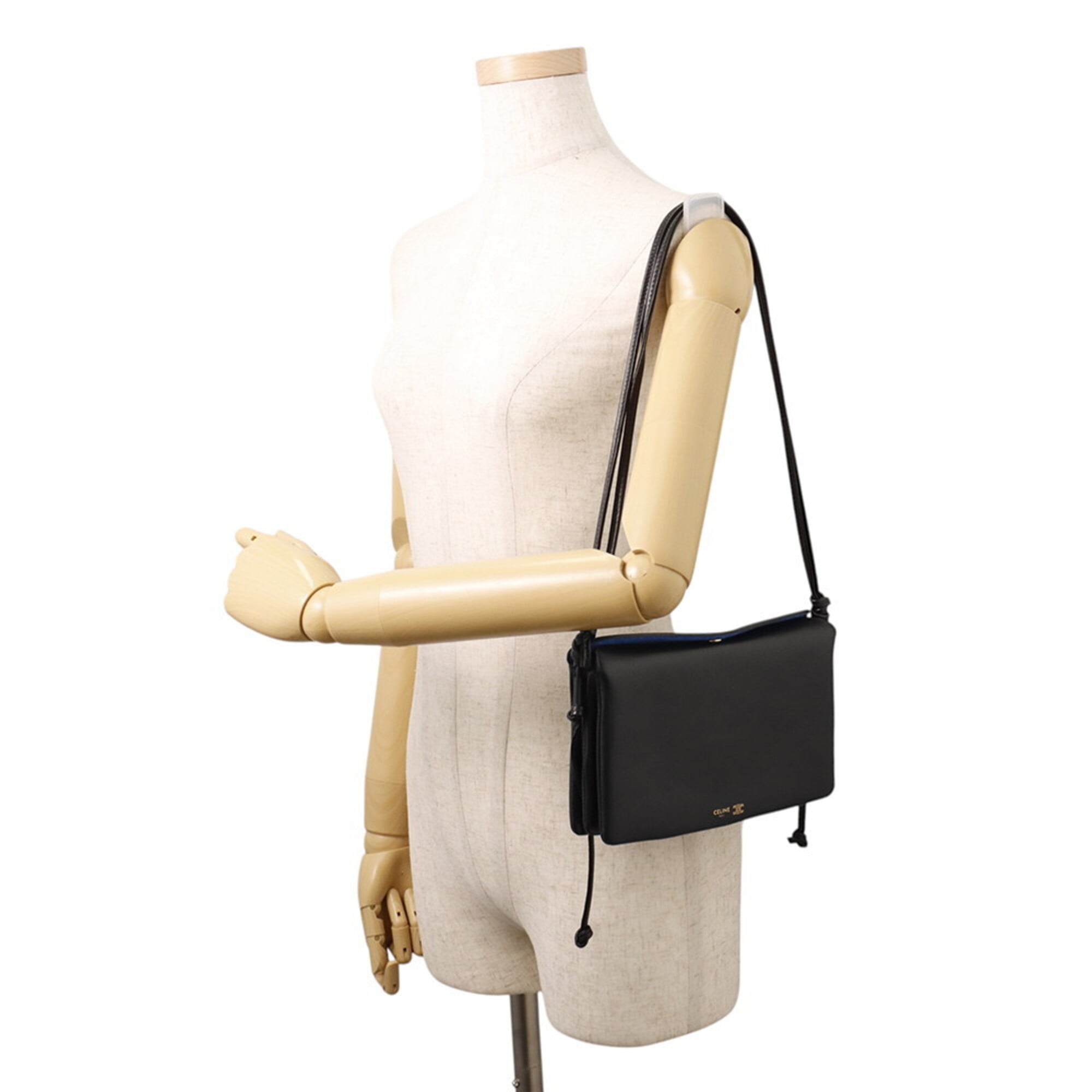 Celine Black Leather Shoulder Bag (Pre-Owned)