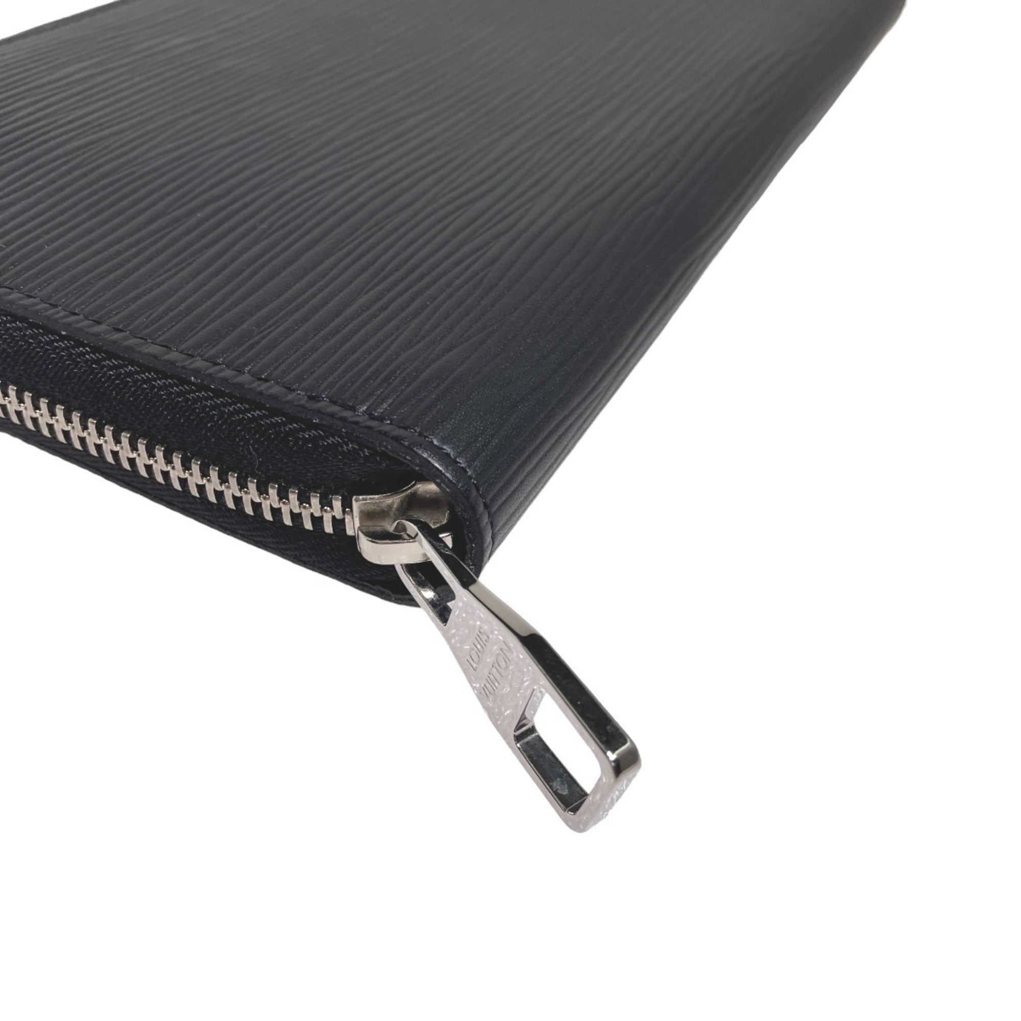 Louis Vuitton Noir Epi Leather Long Wallet (Bi-Fold) (Pre-Owned)