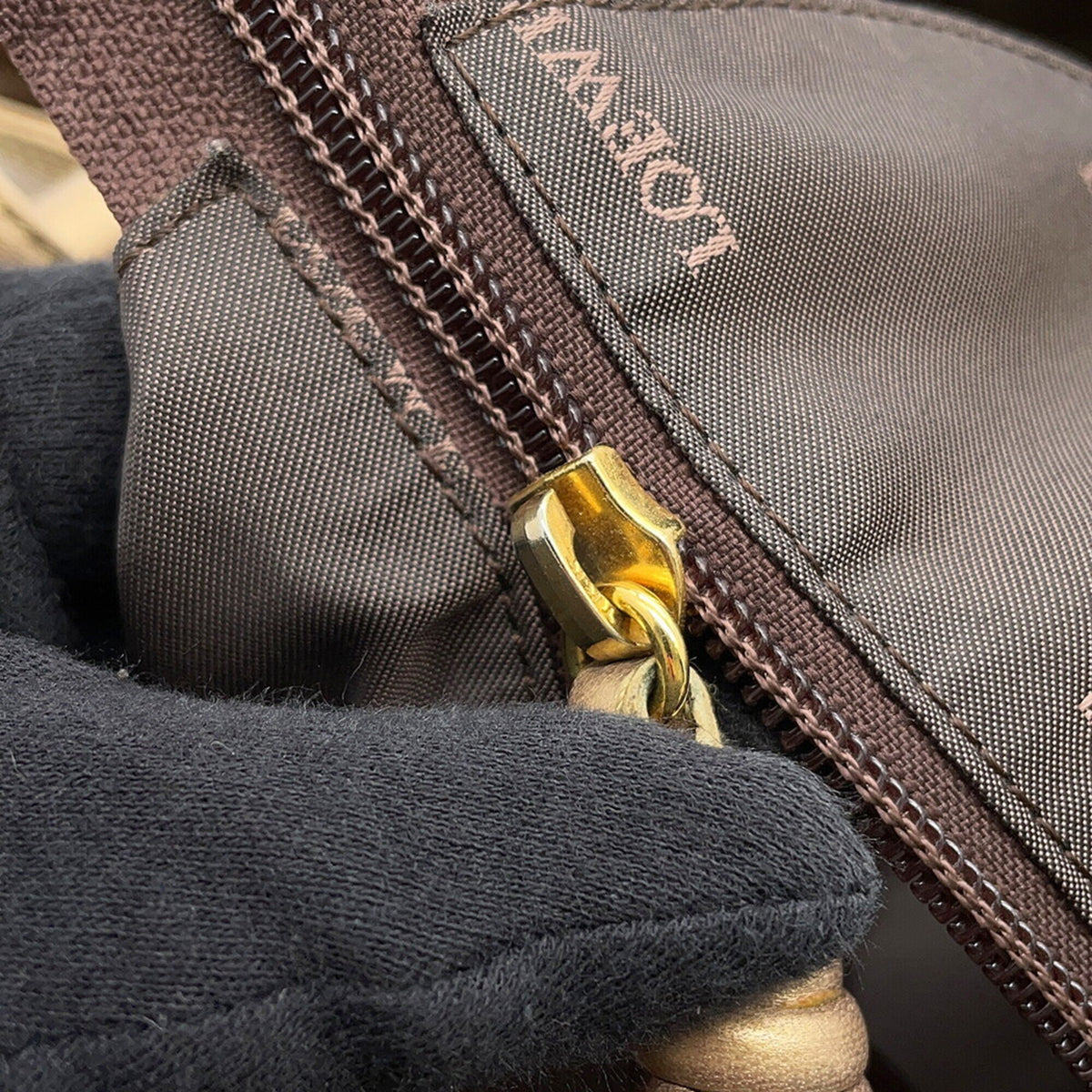 Loewe Brown Leather Handbag (Pre-Owned)