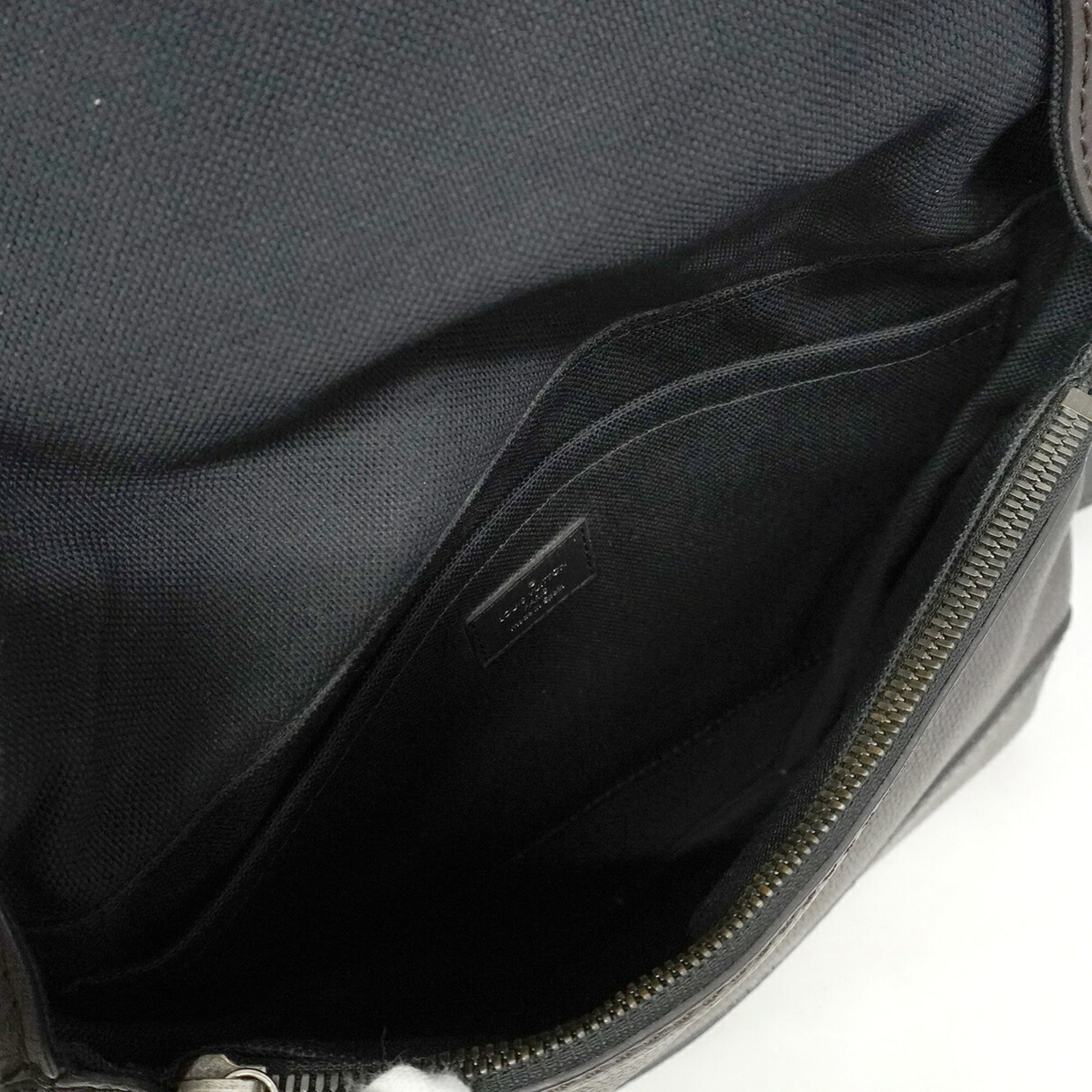 Louis Vuitton Coffee Shoulder Bag (Pre-Owned)