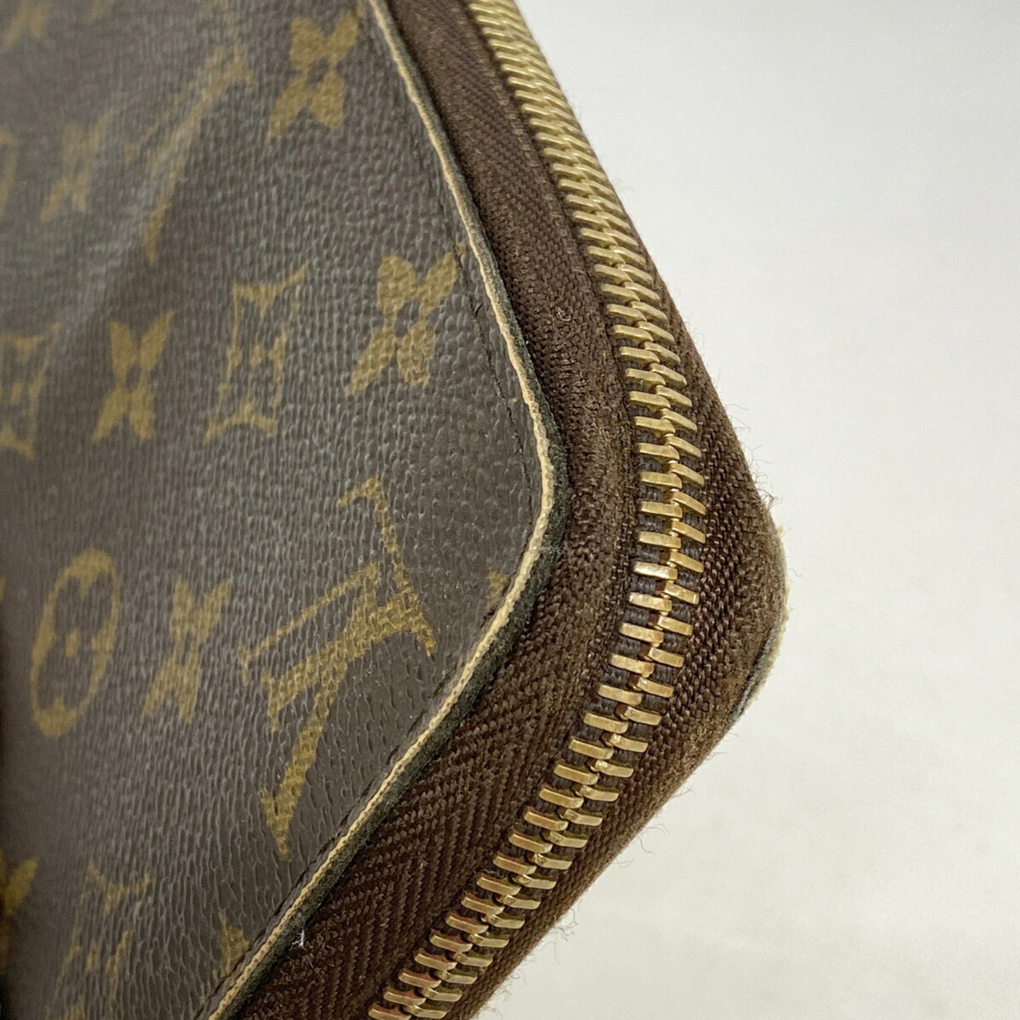 Louis Vuitton Brown Long Wallet (Bi-Fold) (Pre-Owned)