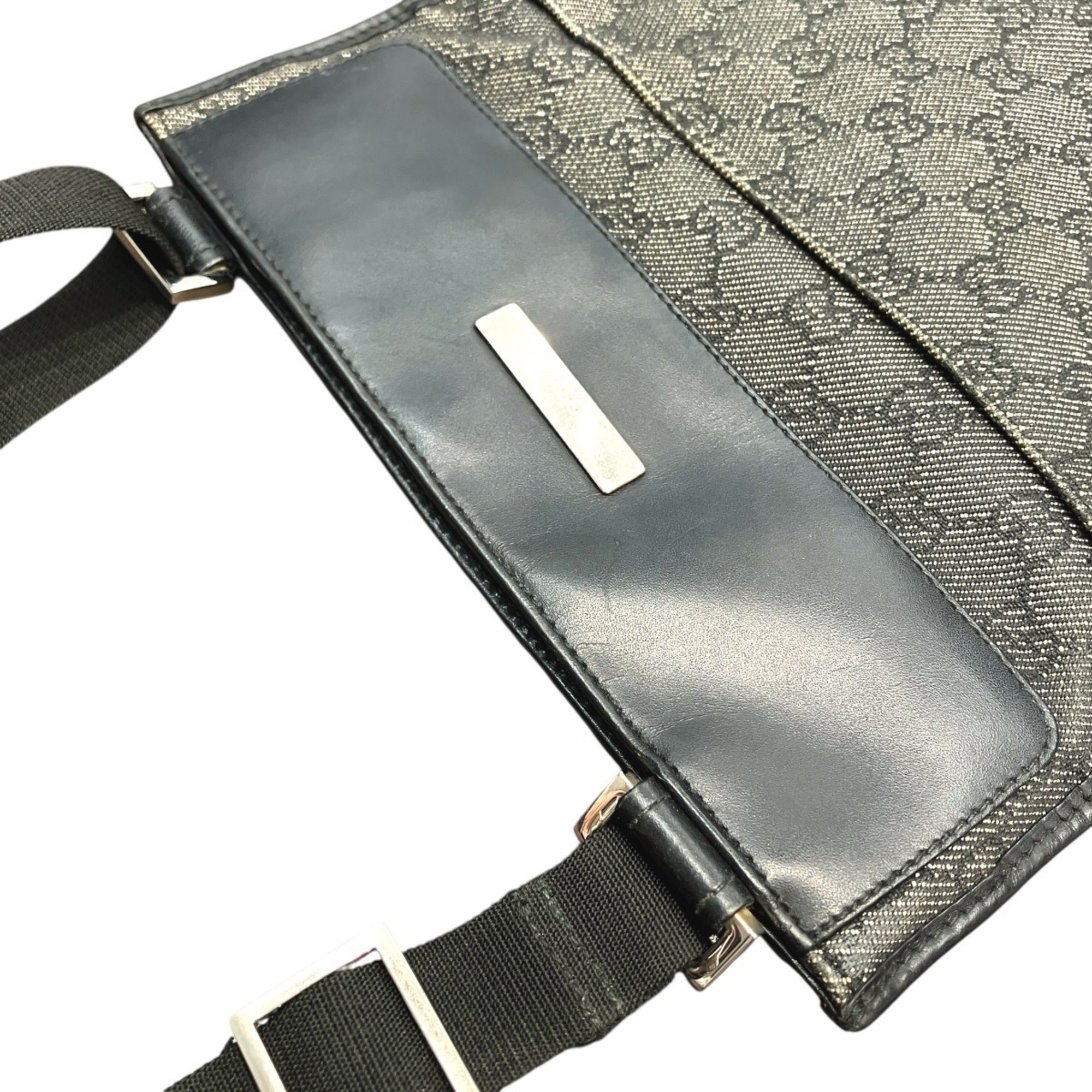 Gucci Gg Canvas Shoulder Bag (Pre-Owned)