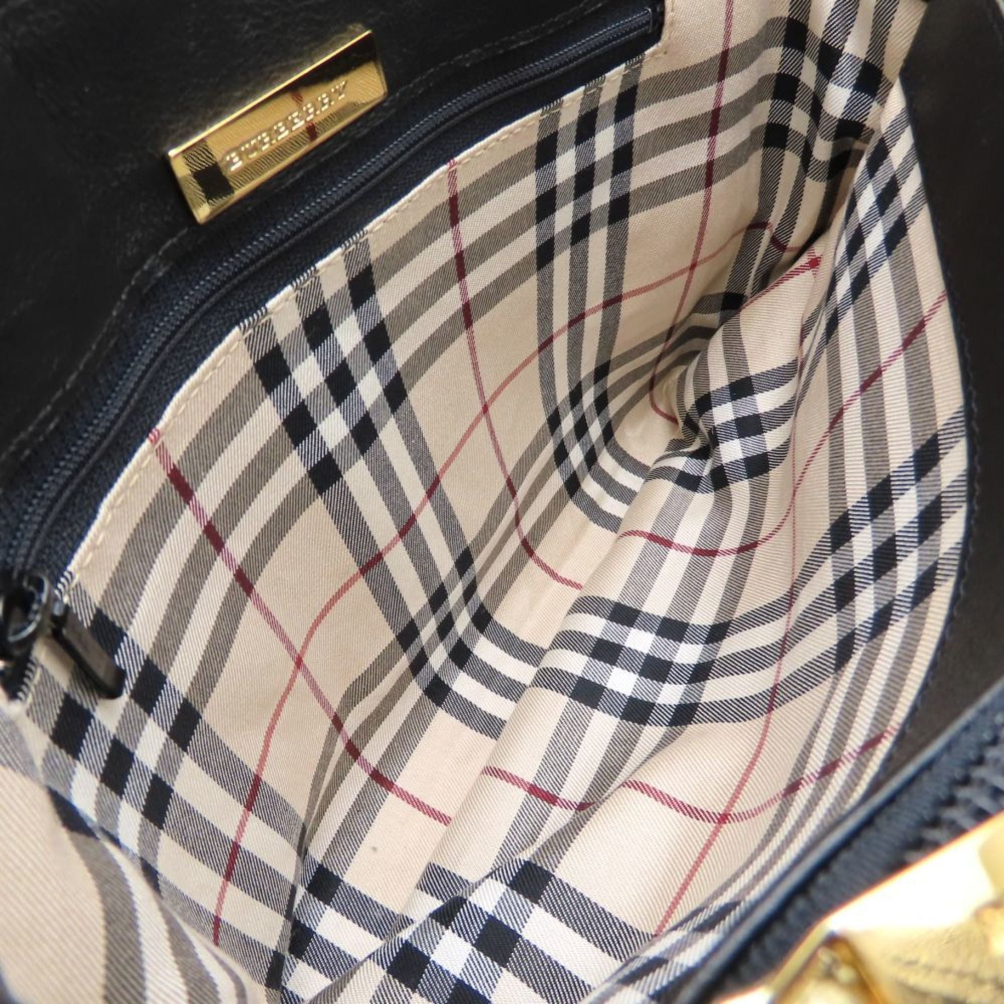 Burberry Black Leather Handbag (Pre-Owned)