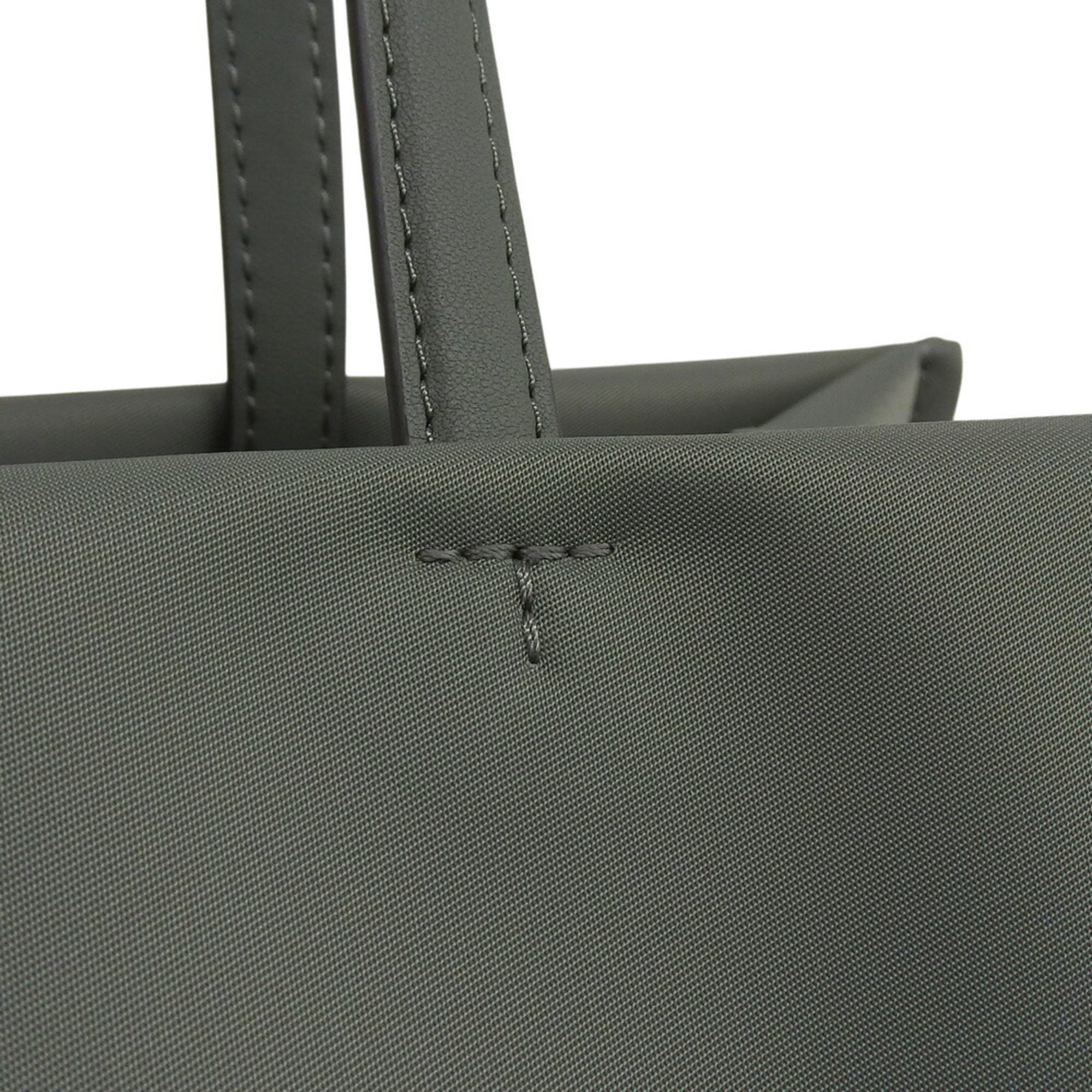 Tory Burch Gray Nylon Leather Tote Bag (Pre-Owned)